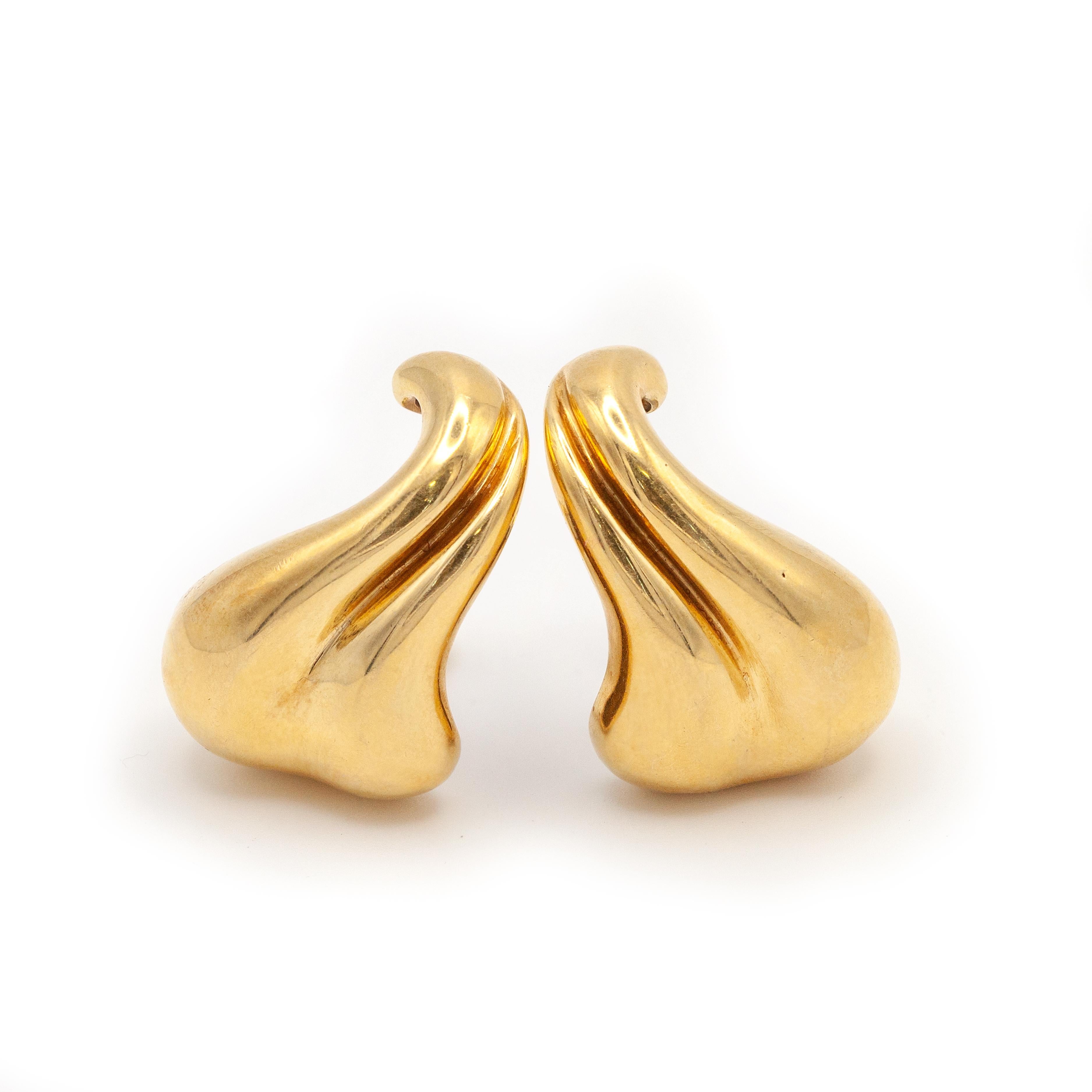 Women's MINAS SPIRIDIS 18K YG Modernist Curved clip on Earrings For Sale