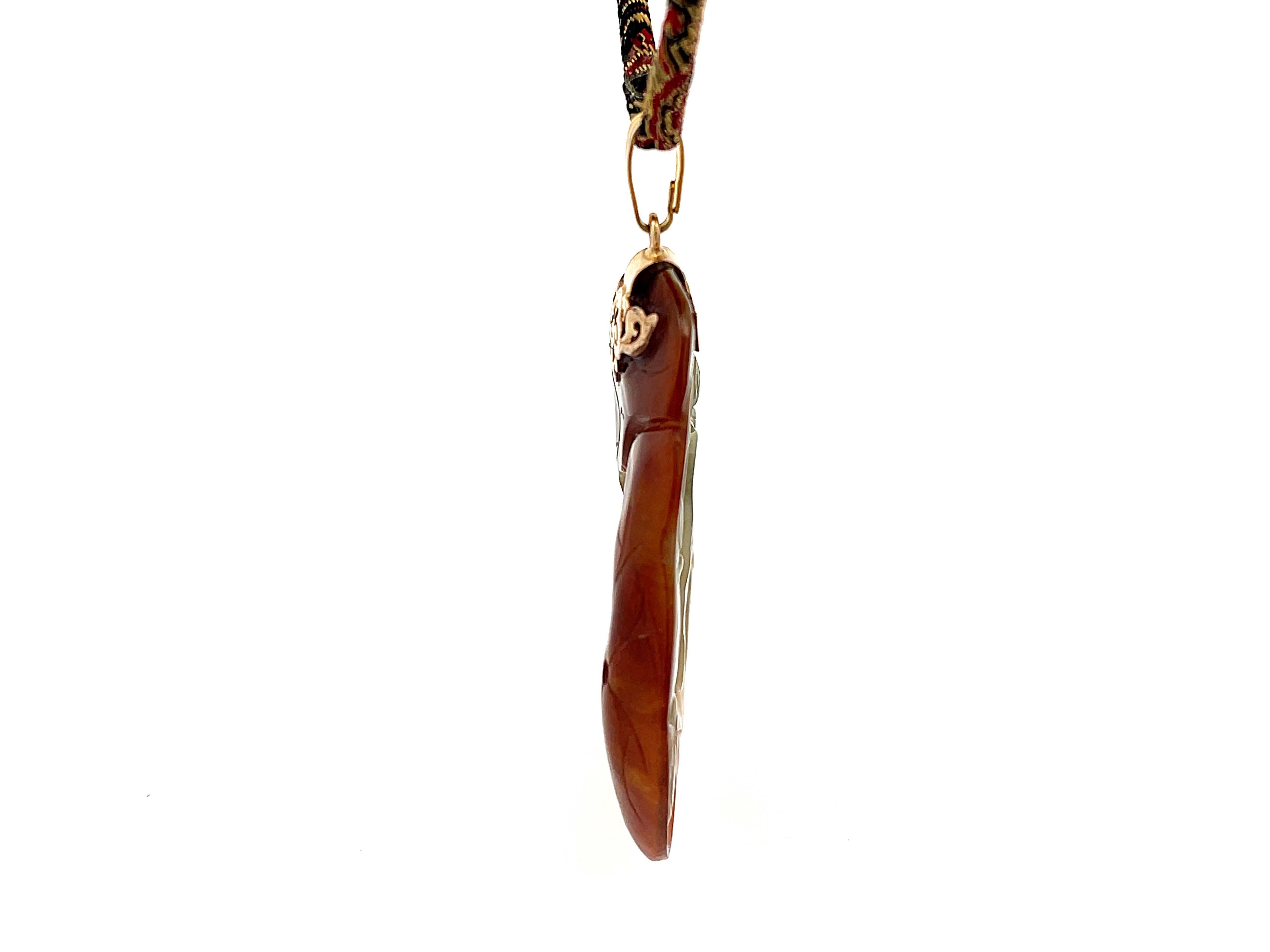 Rare Mings Carved Nephrite Jade Pendant and Cord in 14k Yellow Gold In Excellent Condition For Sale In Honolulu, HI