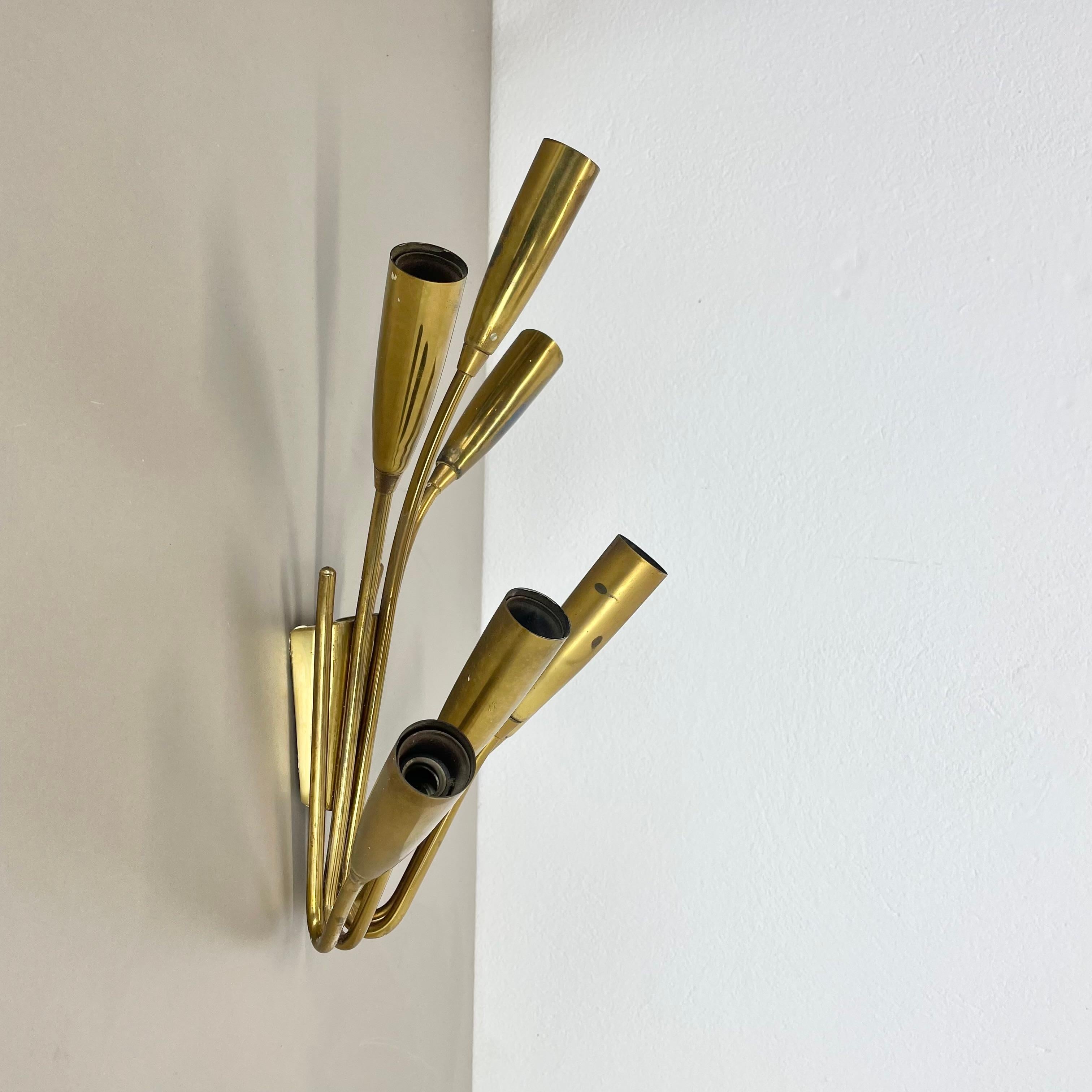 raro minimalista 39cm Ottone Stilnovo Style Teatro Sconce da parete, Italia 1950s in vendita 4