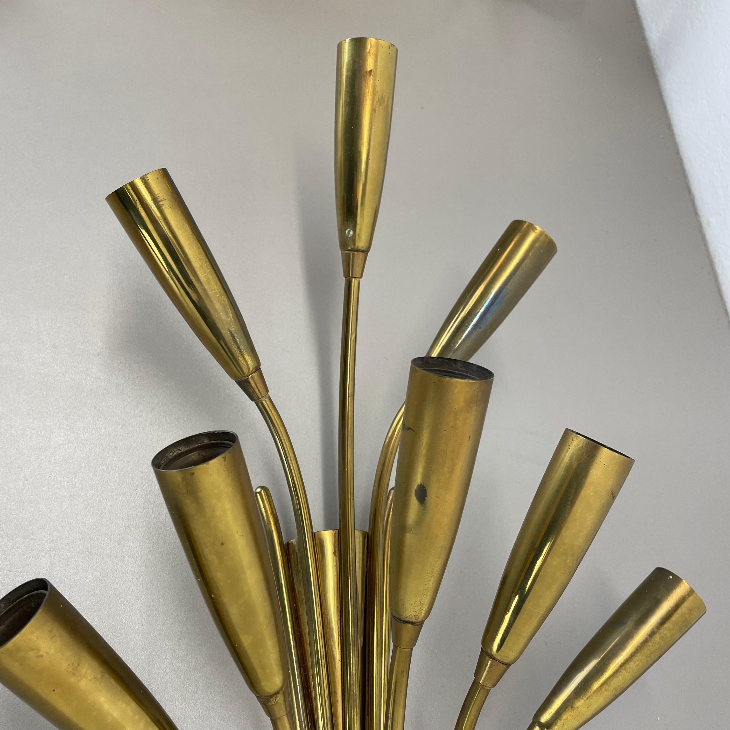 raro minimalista 39cm Ottone Stilnovo Style Teatro Sconce da parete, Italia 1950s in vendita 2