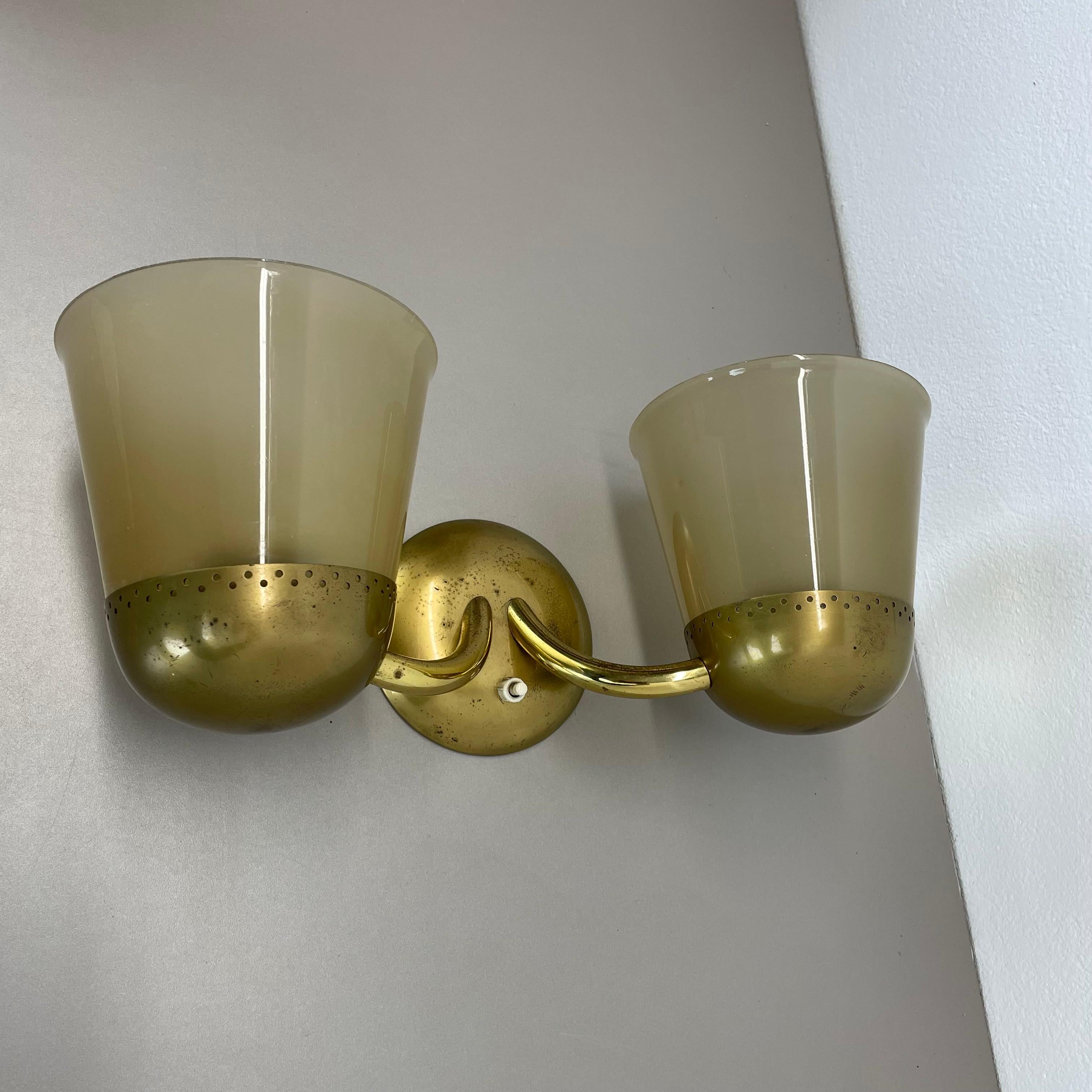 raro Teatro minimalista in ottone e vetro in stile STILNOVO Italia anni '20 in vendita 1