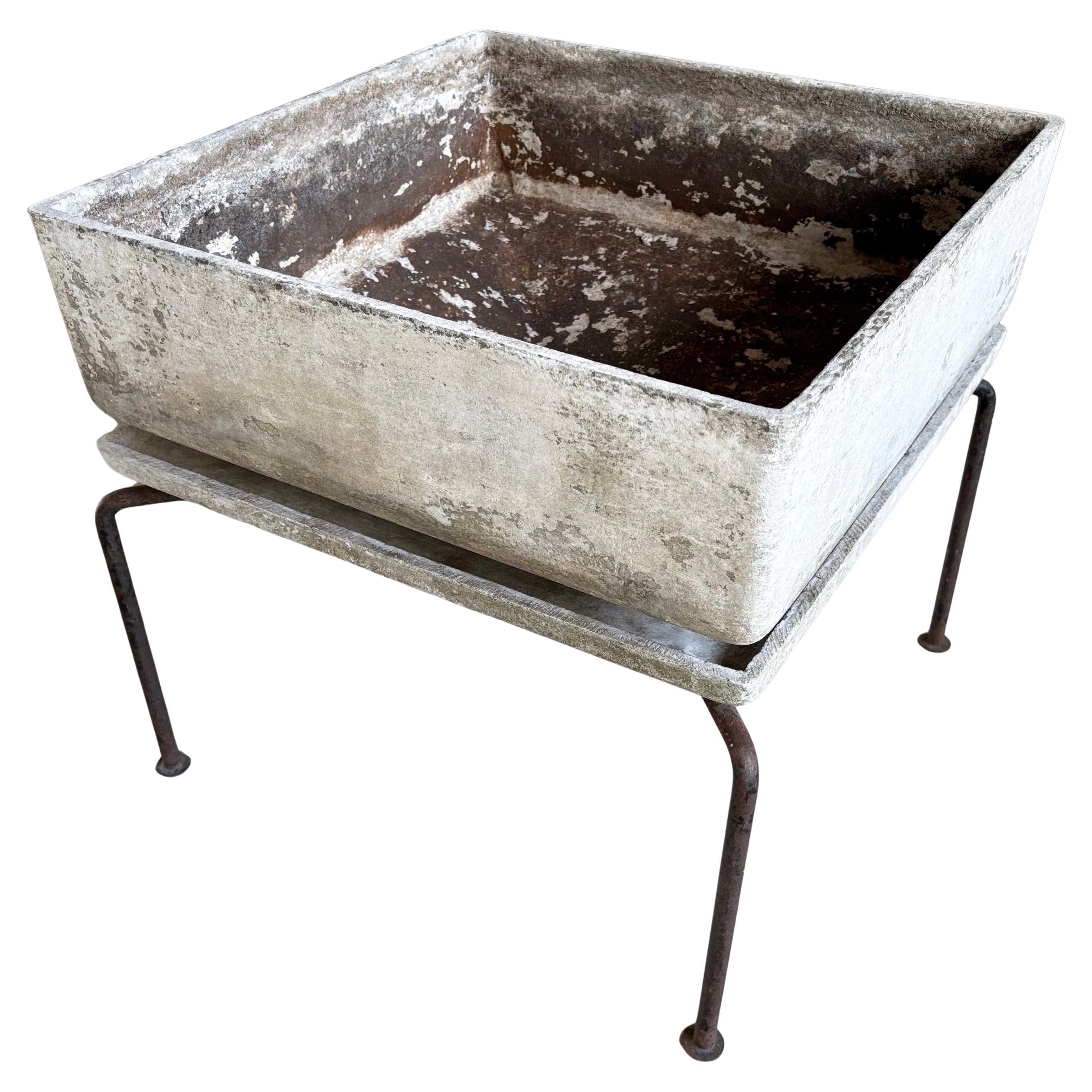 Rare Minimalist 'Caslon' concrete planter by Swiss designer, Bruno Rey, 1959 For Sale 15