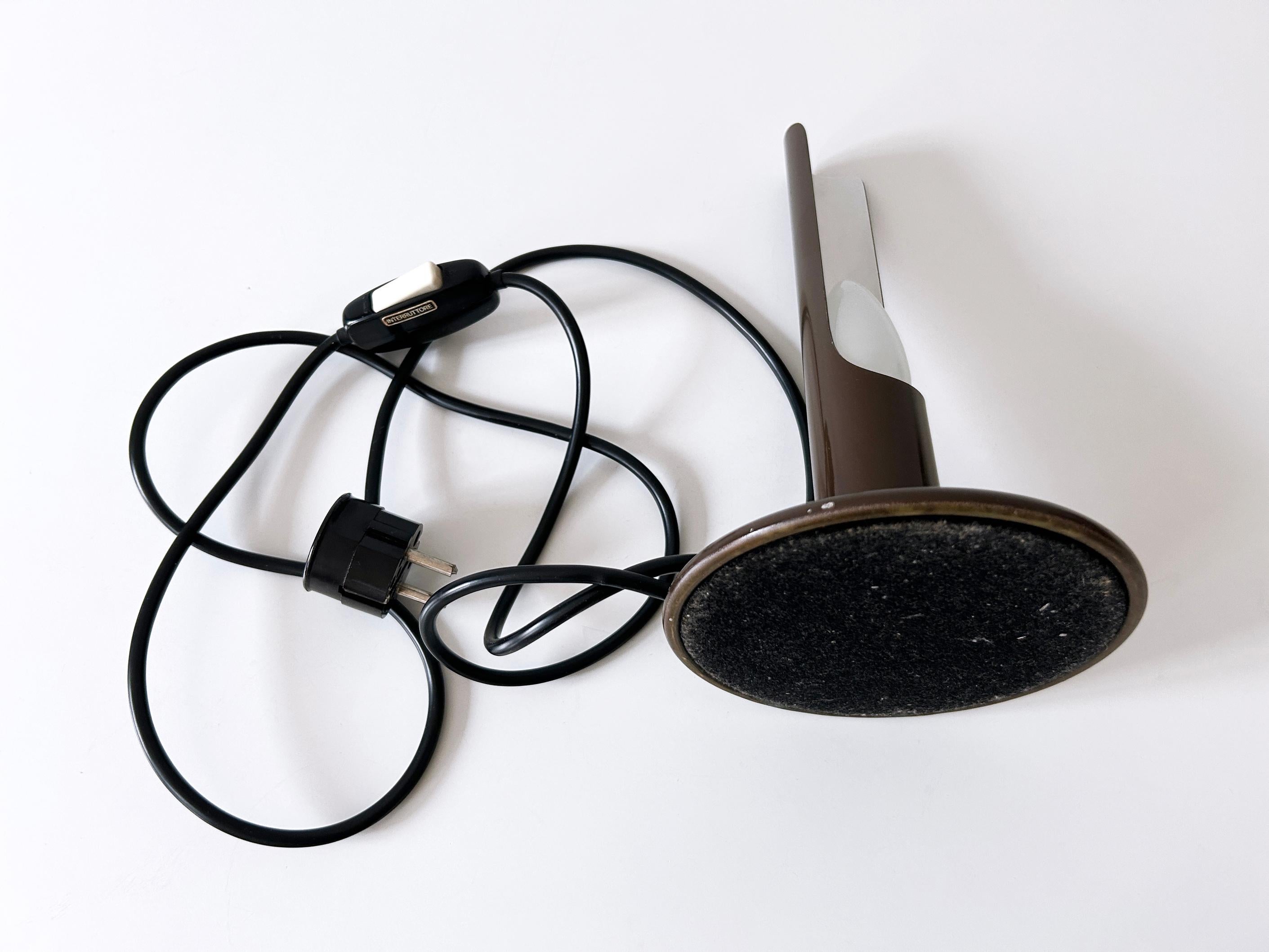 Rare & Minimalistic Mid-Century Table Lamp Prix by Ingo Maurer for Design M 1969 For Sale 11