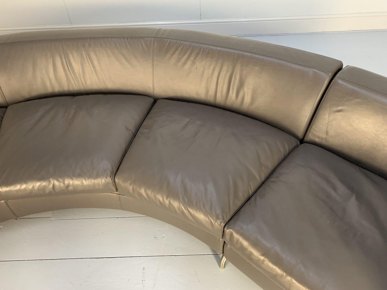 Rare Minotti “Dubuffet” Curved Sofa – in Dark Grey “Pelle” Leather For Sale 2