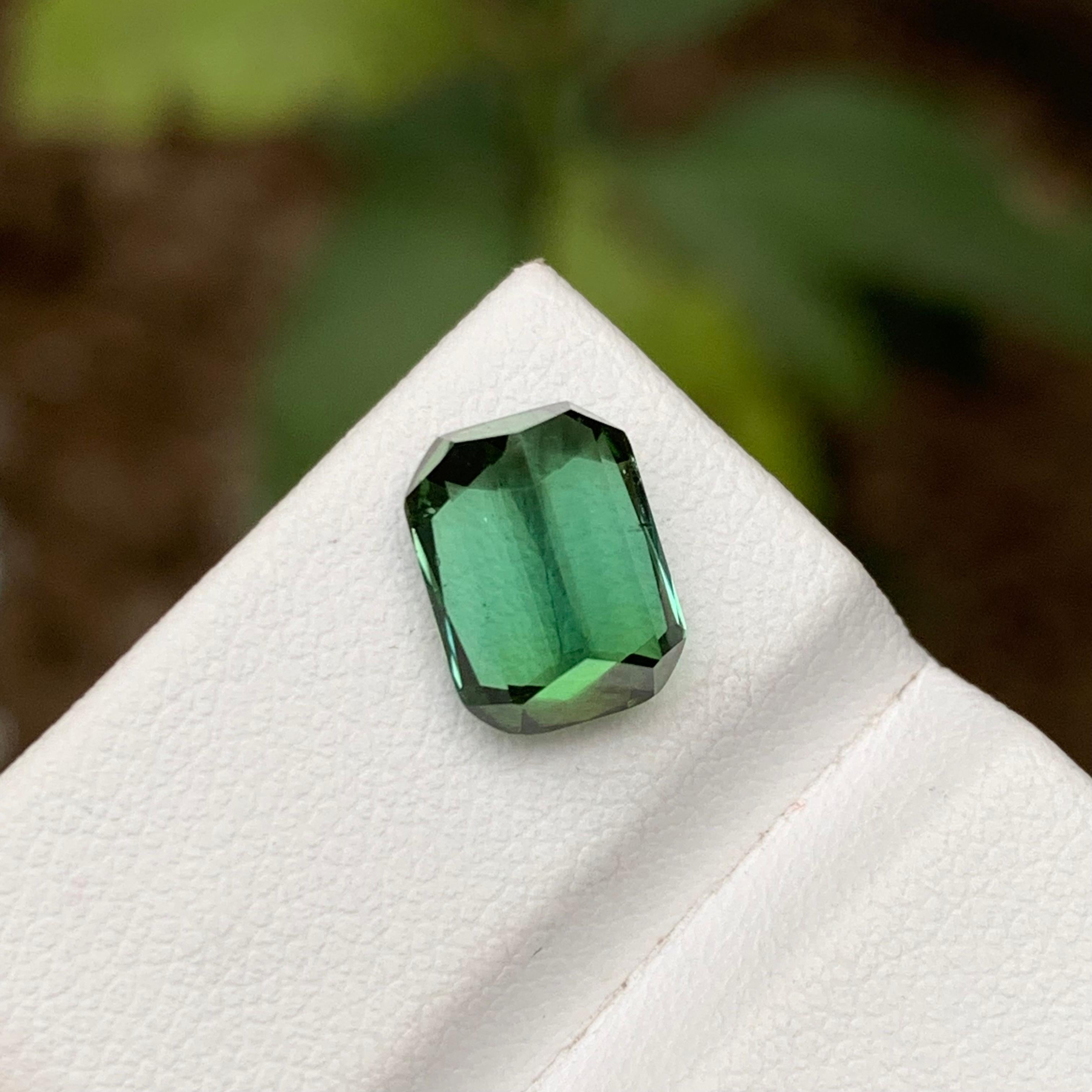 Rare Mint Green Natural Tourmaline Gemstone, 3.85 Ct Cushion Cut-Ring/Jewelry  In New Condition For Sale In Peshawar, PK