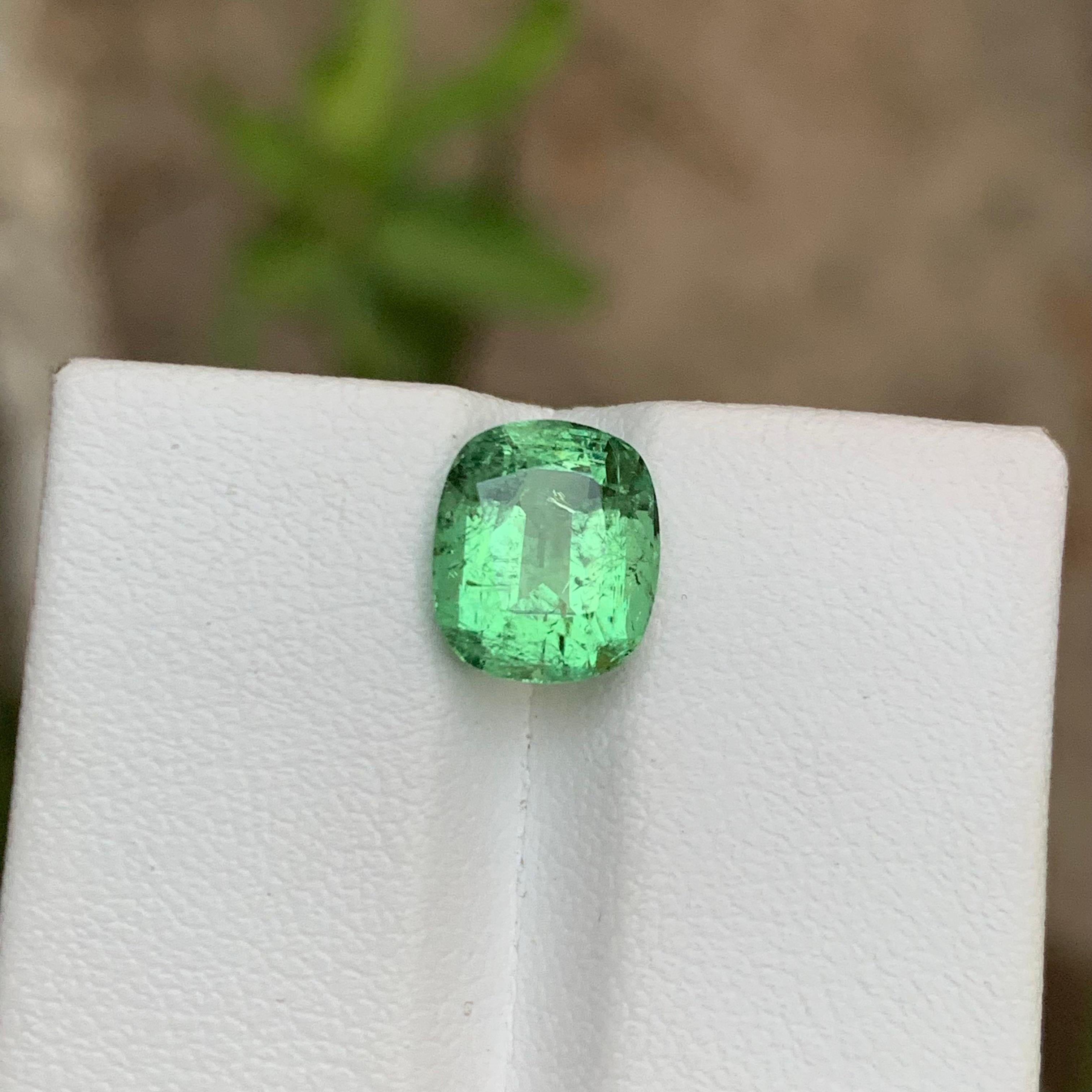 Mint Green Natural Tourmaline Ring Loose Gemstone 2.95 Ct Cushion Cut-Jewelry In New Condition For Sale In Peshawar, PK
