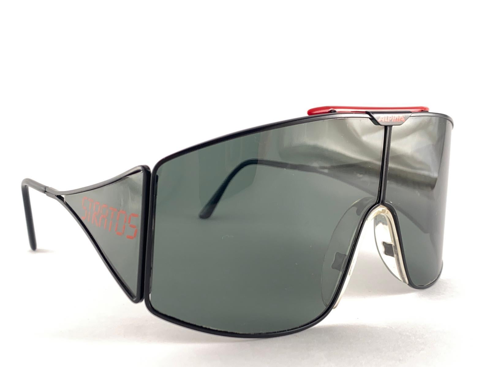 Seltener mintfarbener Vintage Alpina Stratos  Sonnenbrille 1980er Jahre Westdeutschland im Angebot 2