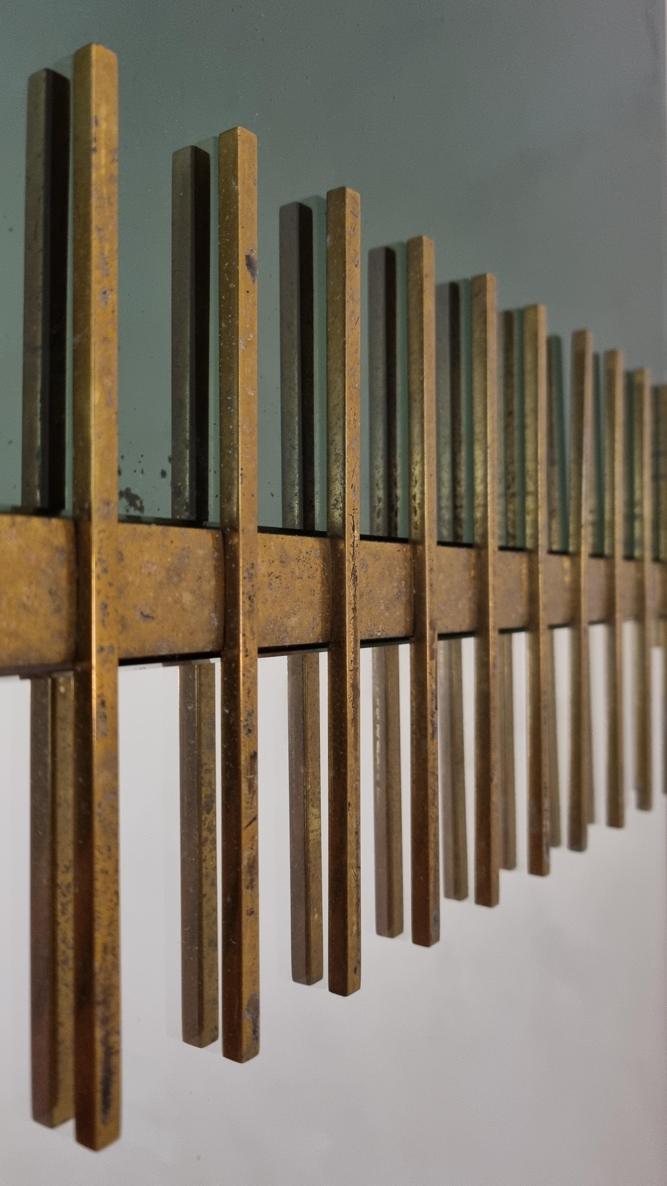 Rare mirror designed by Ettore Sottsass for Santambrogio & De Berti, 1962 In condizioni buone in vendita a Arezzo, Italy