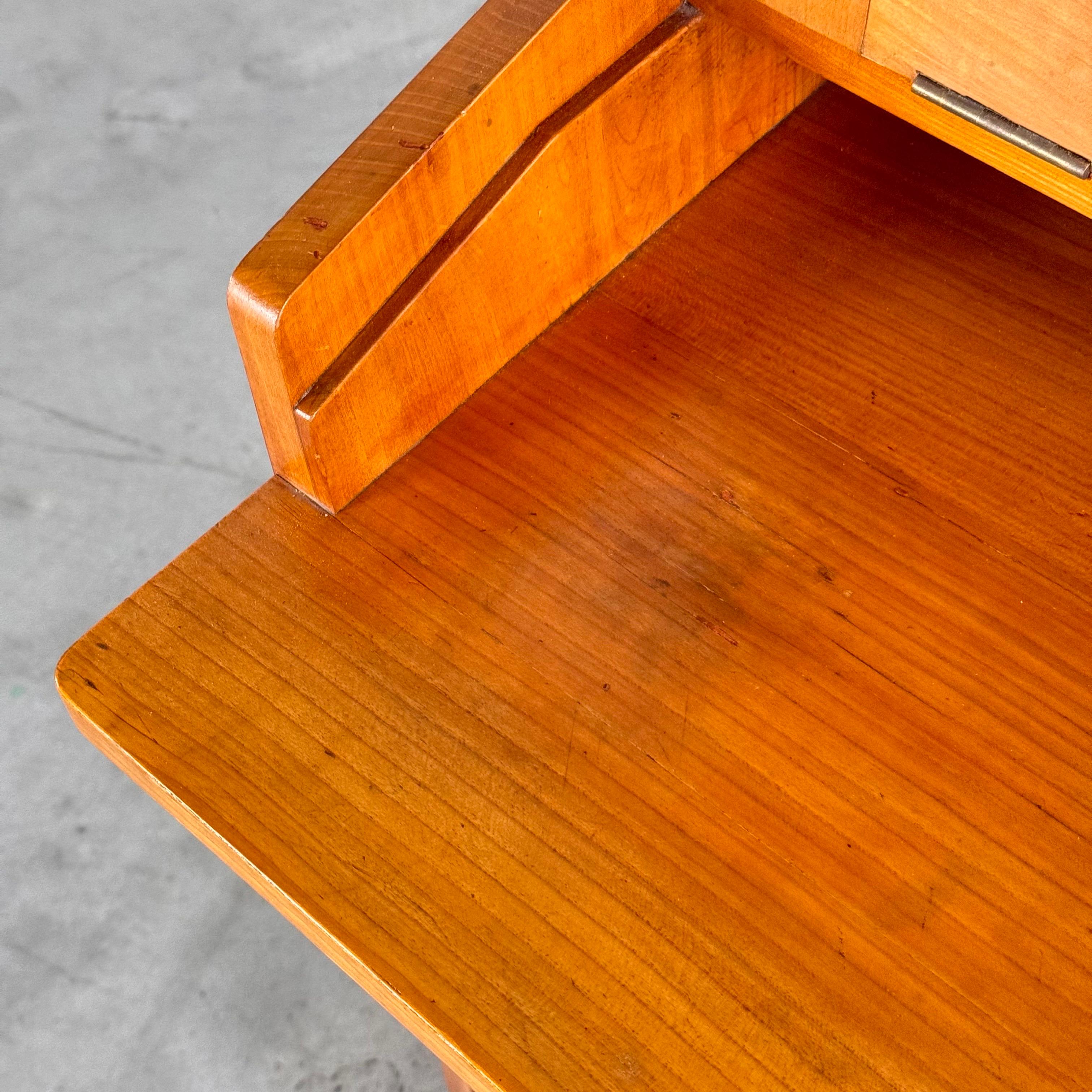 Laiton Rare console secrétaire en bois de cerisier par Carlo et Piero Zen, 1910 en vente