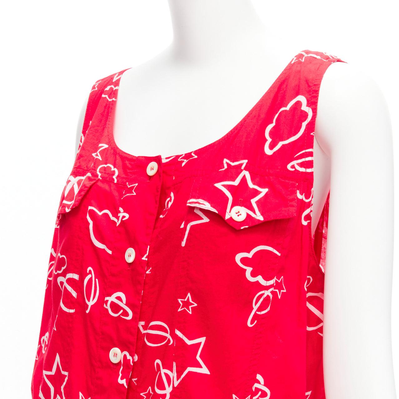 rare MIU MIU 2013 red white stars planets print cotton red pocketed romper playsuit IT36 S
Reference: TGAS/D00549
Brand: Miu Miu
Designer: Miuccia Prada
Collection: 2013
Material: Cotton
Color: Red, White
Pattern: Cartoon
Closure: Button
Extra