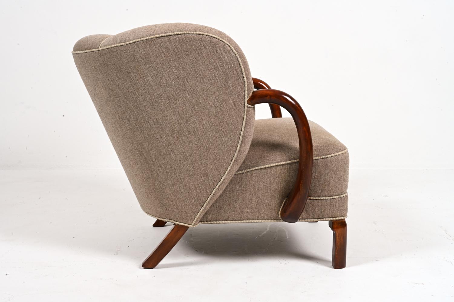 Rare chaise Model 107 par Viggo Boesen pour Slagelse Mobelvaerk, Danemark, C.I.C. en vente 6
