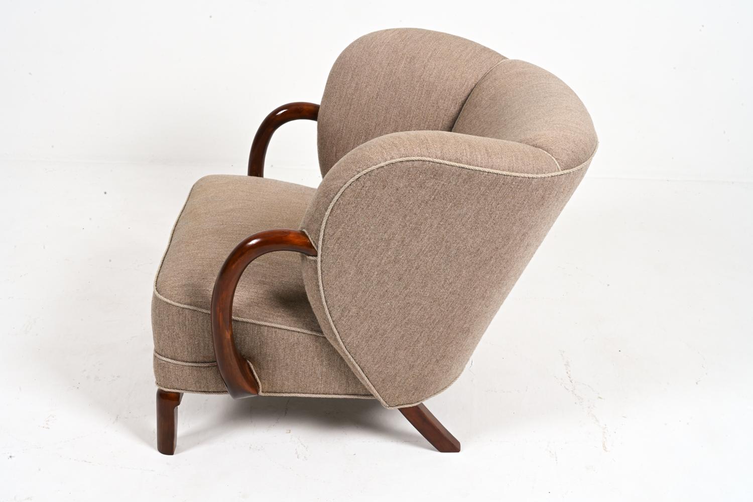 Rare chaise Model 107 par Viggo Boesen pour Slagelse Mobelvaerk, Danemark, C.I.C. en vente 1