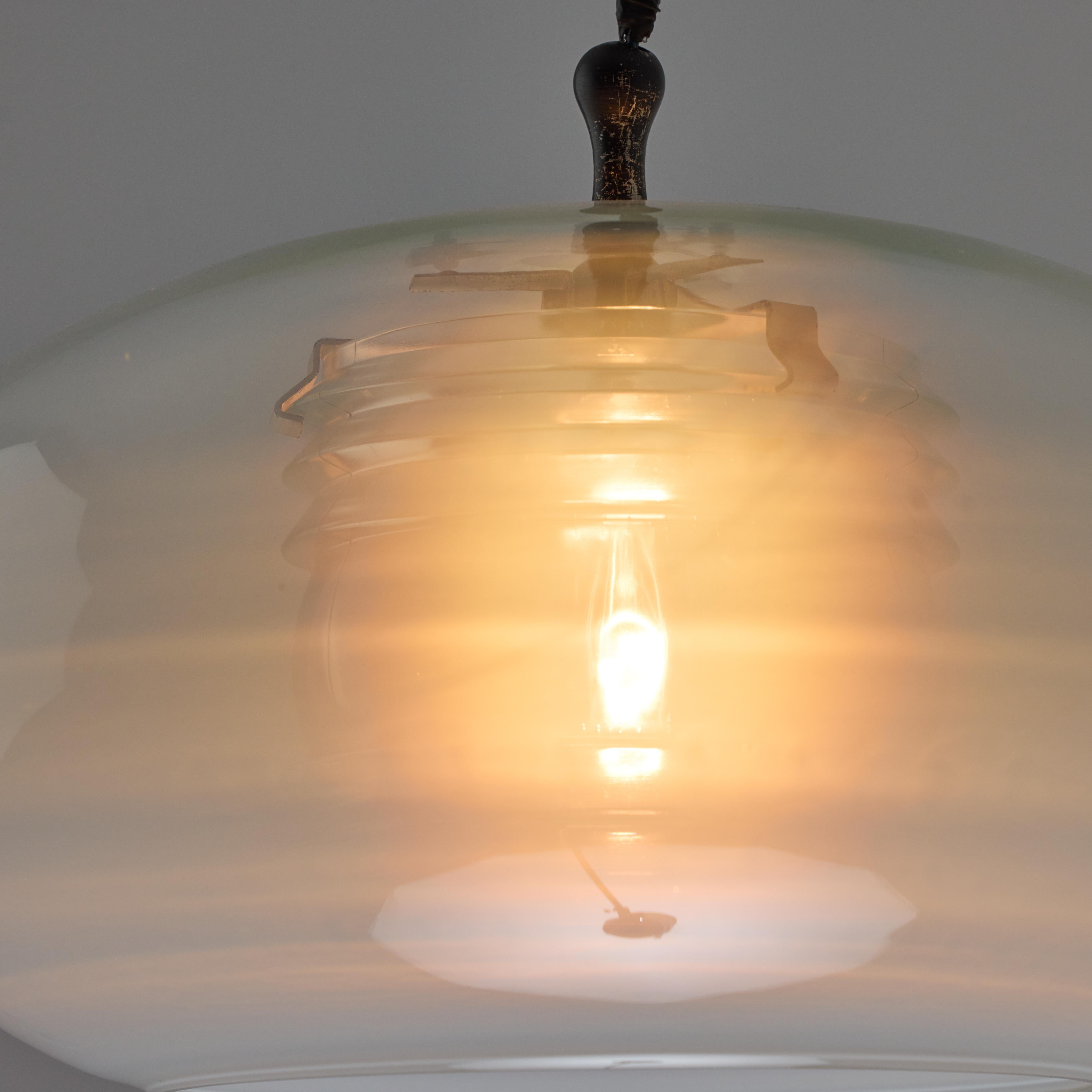 Rare Model 2119 Ceiling Light by Gino Sarfatti for Oluce In Good Condition For Sale In Los Angeles, CA