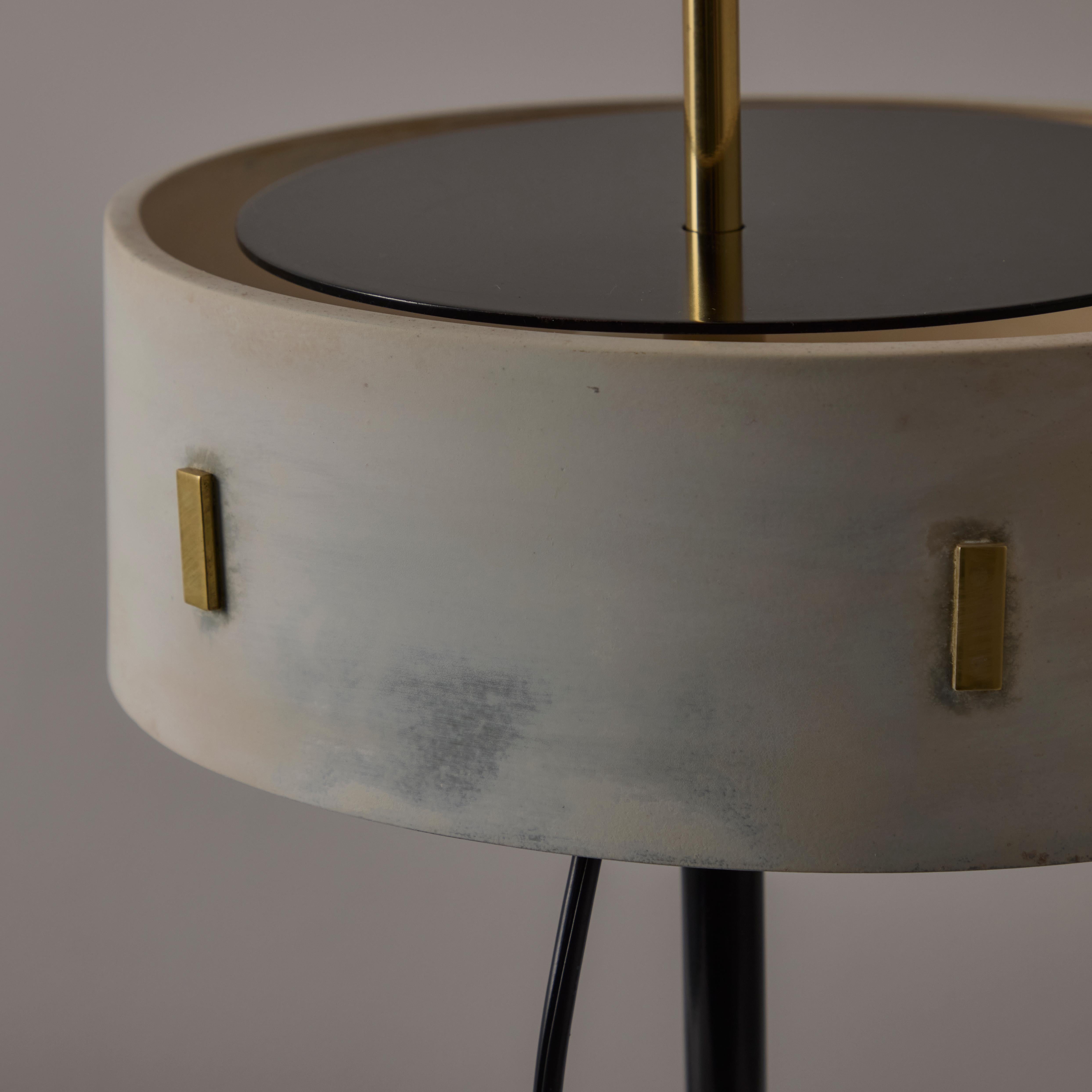 Rare Model 243 Table Lamp by Angelo Ostuni and Renato Forti for Oluce For Sale 4