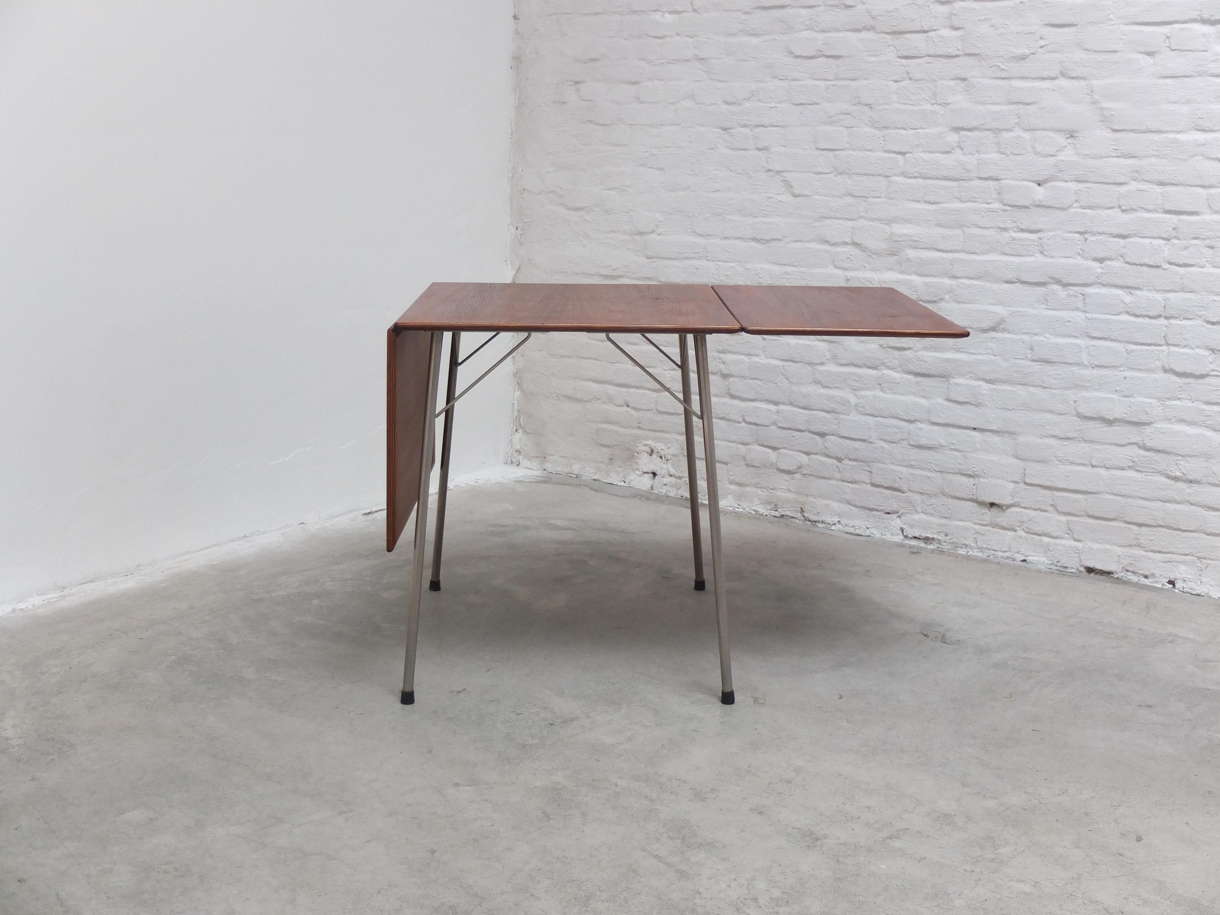 Scandinavian Modern Rare Model '3601' Drop-Leaf Table by Arne Jacobsen for Fritz Hansen, 1950s
