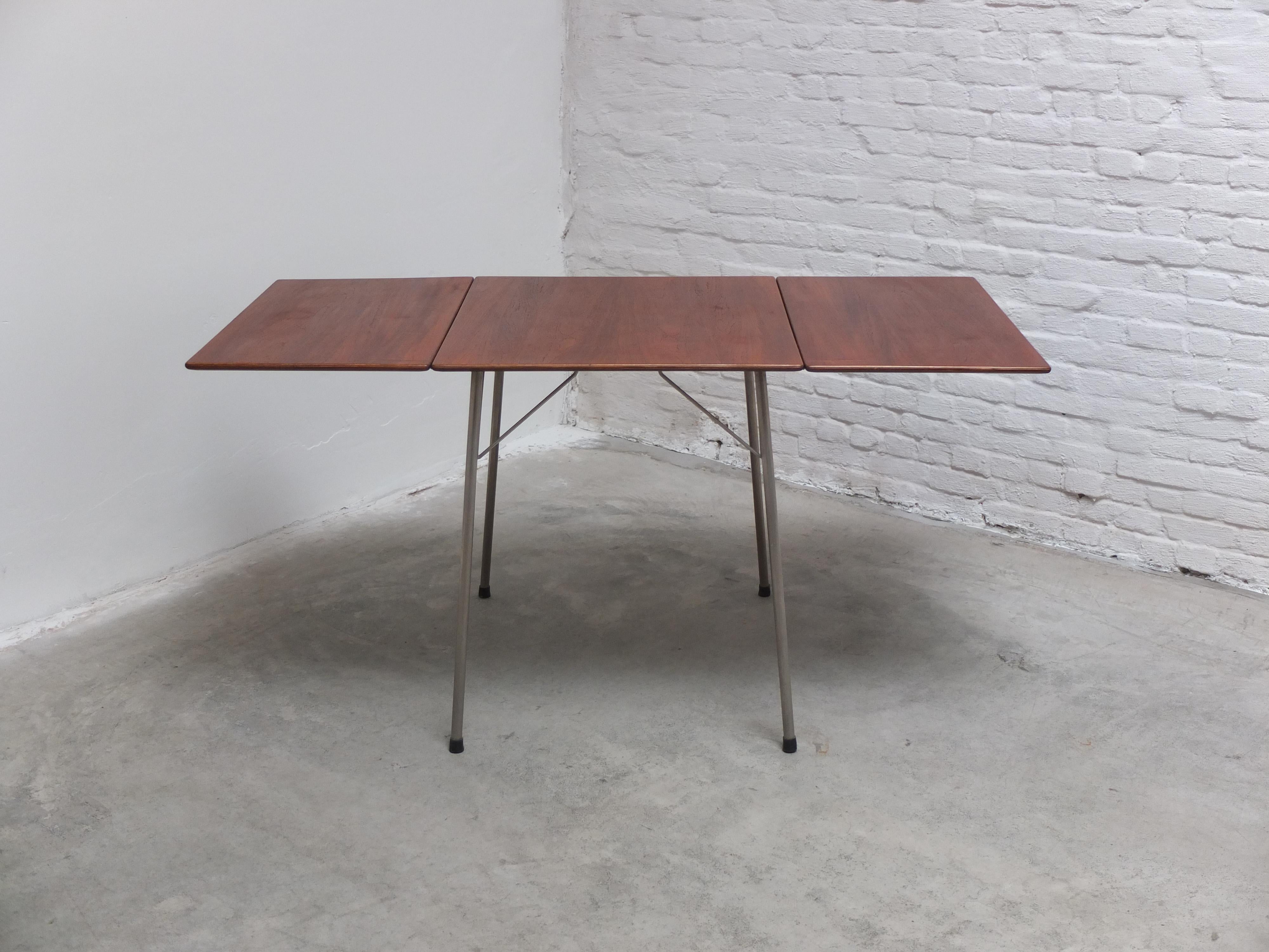 Danish Rare Model '3601' Drop-Leaf Table by Arne Jacobsen for Fritz Hansen, 1950s