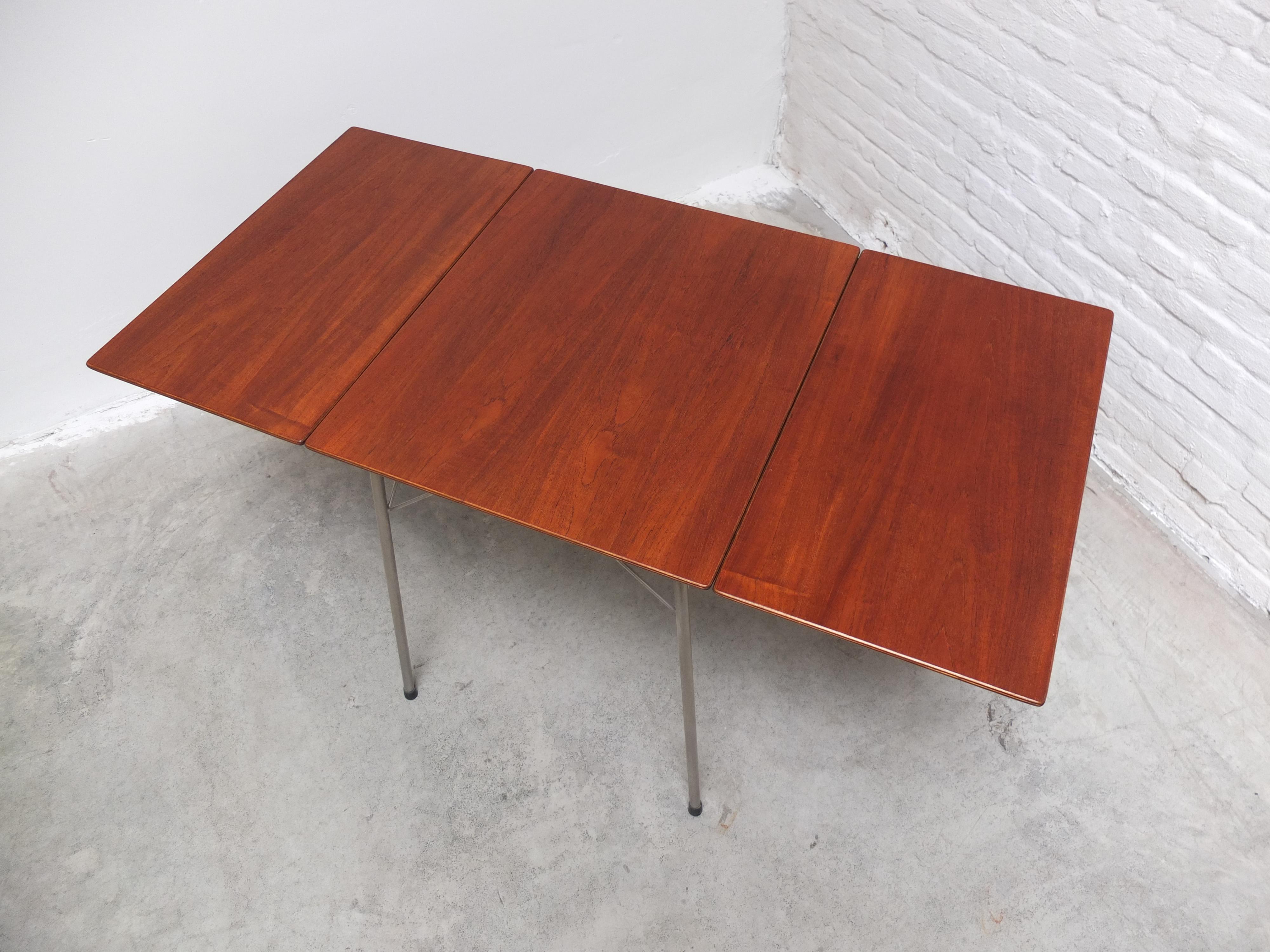 20th Century Rare Model '3601' Drop-Leaf Table by Arne Jacobsen for Fritz Hansen, 1950s