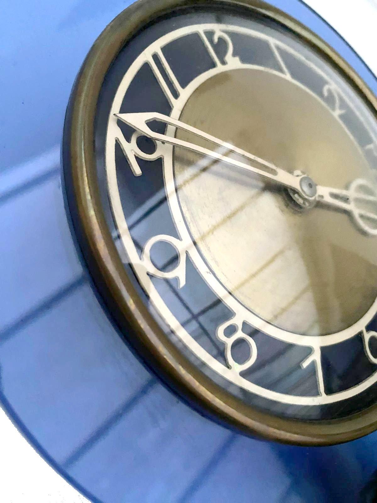 Rare Model Modernist Art Deco Blue Mirror Clock, Circa 1935 In Good Condition For Sale In Devon, England