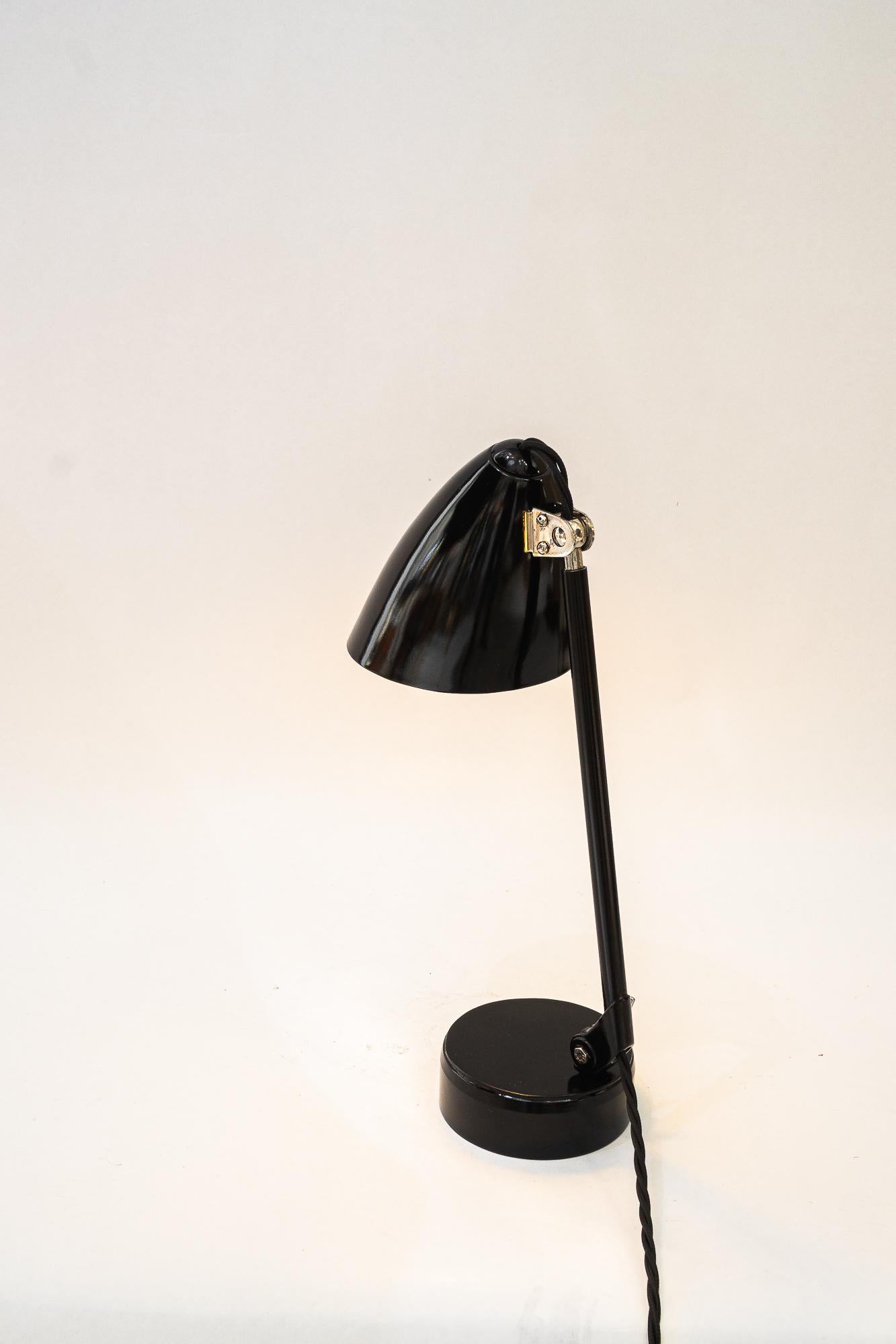 Rare model of a Swiveling Art Deco table lamp vienna around 1920s For Sale 4