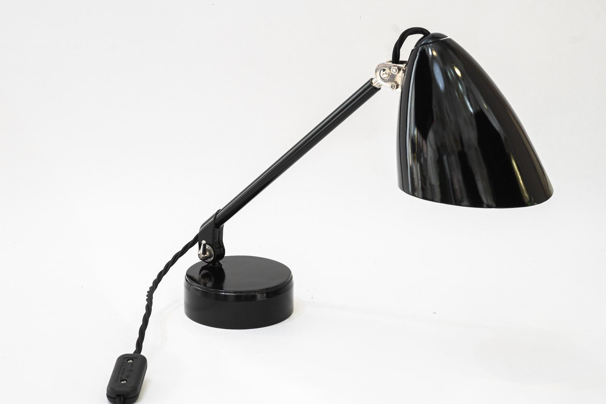 Austrian Rare model of a Swiveling Art Deco table lamp vienna around 1920s For Sale