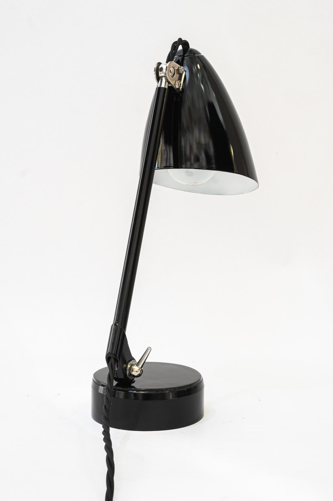 Early 20th Century Rare model of a Swiveling Art Deco table lamp vienna around 1920s For Sale