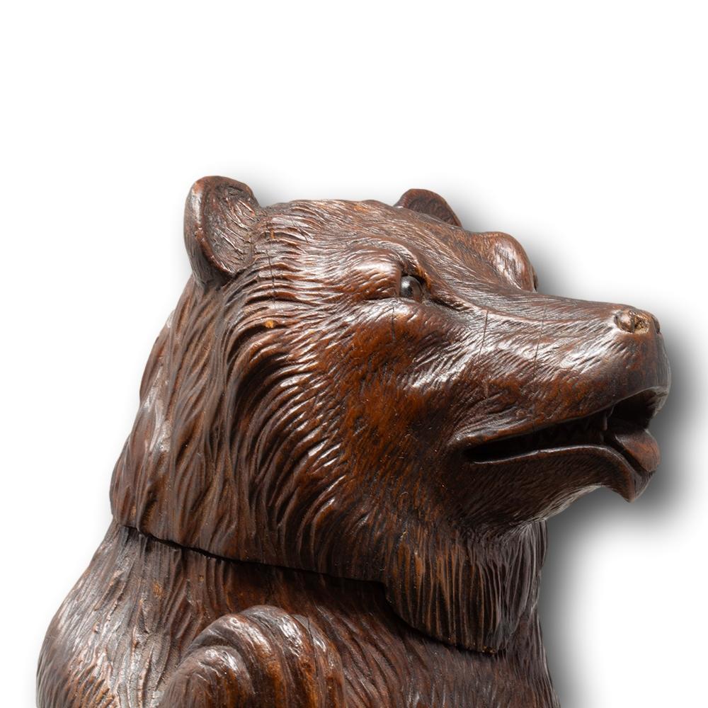 Raro tarro de tabaco Modelo Oso Suizo de la Selva Negra en venta 5