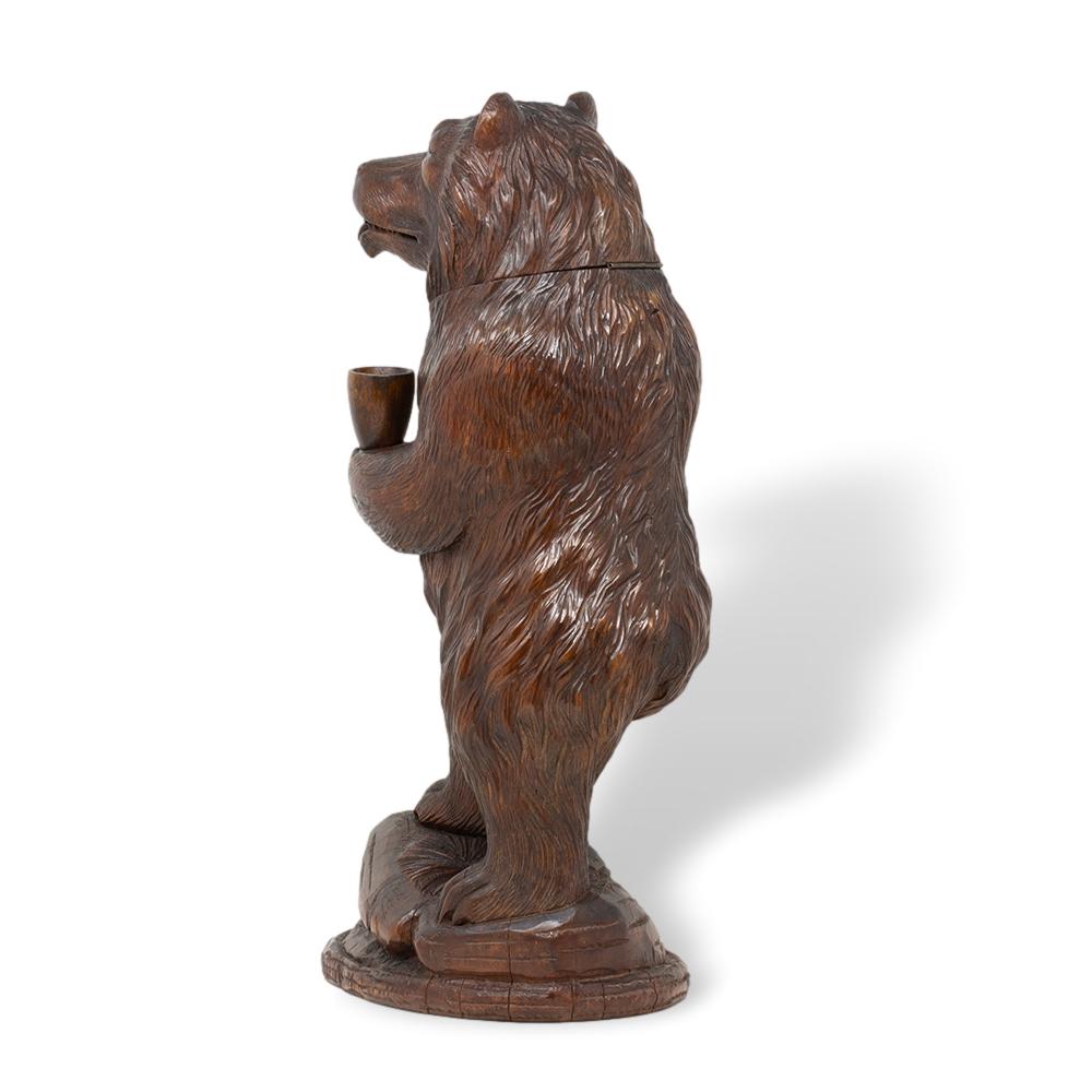 Raro tarro de tabaco Modelo Oso Suizo de la Selva Negra en Bueno estado para la venta en Newark, England