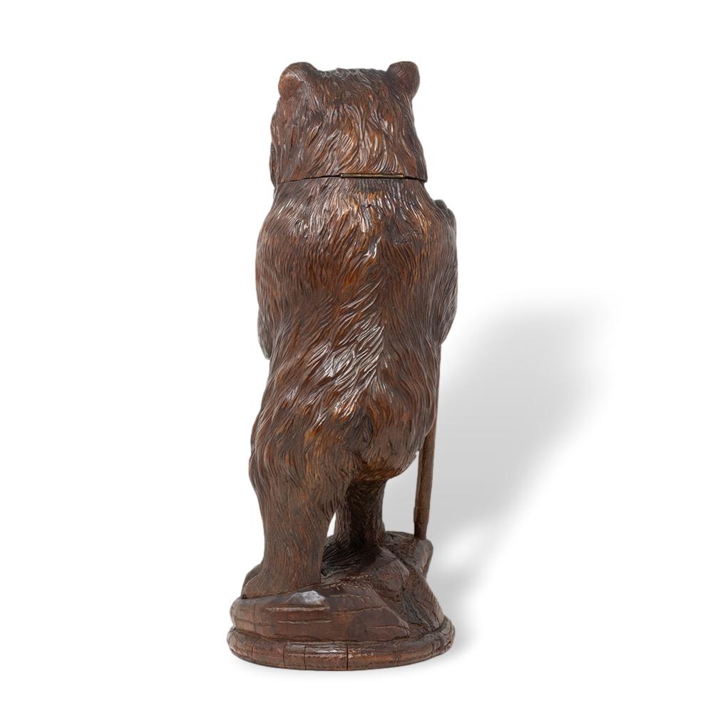 Raro tarro de tabaco Modelo Oso Suizo de la Selva Negra siglo XIX en venta