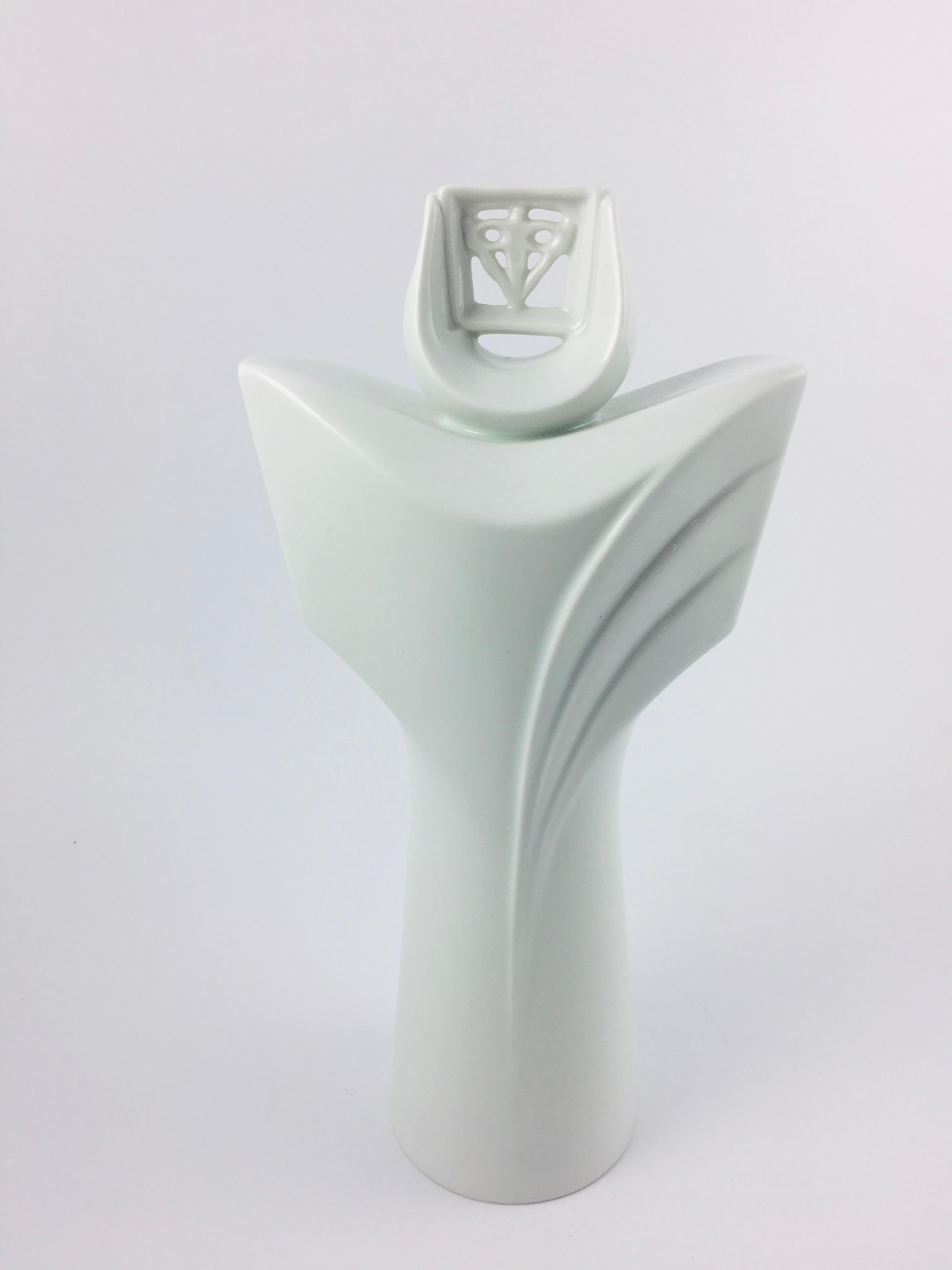 Mid-20th Century Modern Abstract White Porcelain Figure from Hungary, 1960s For Sale