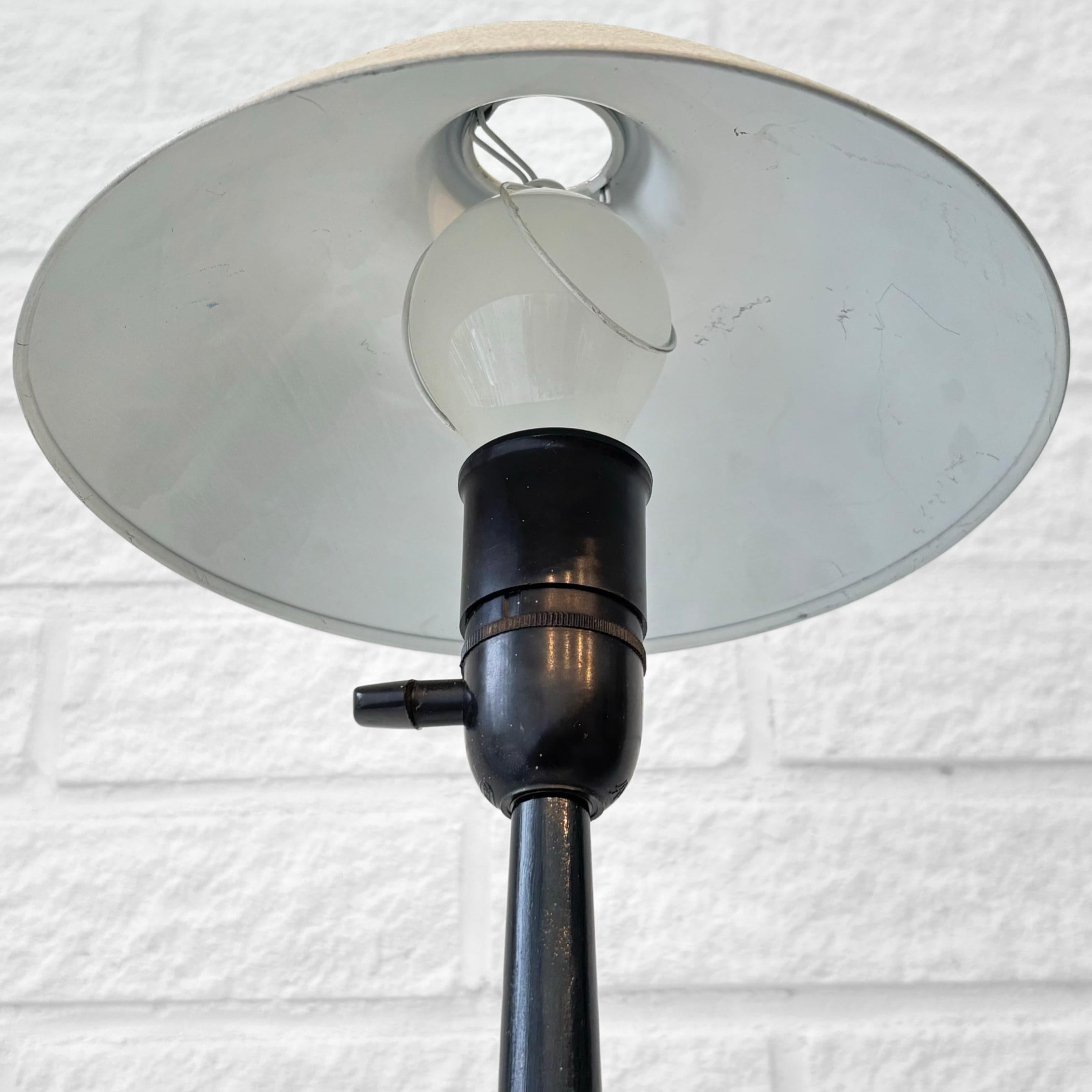 Rare modernist ASEA table lamp E1278, Scandinavian design, Sweden, 1950s For Sale 2