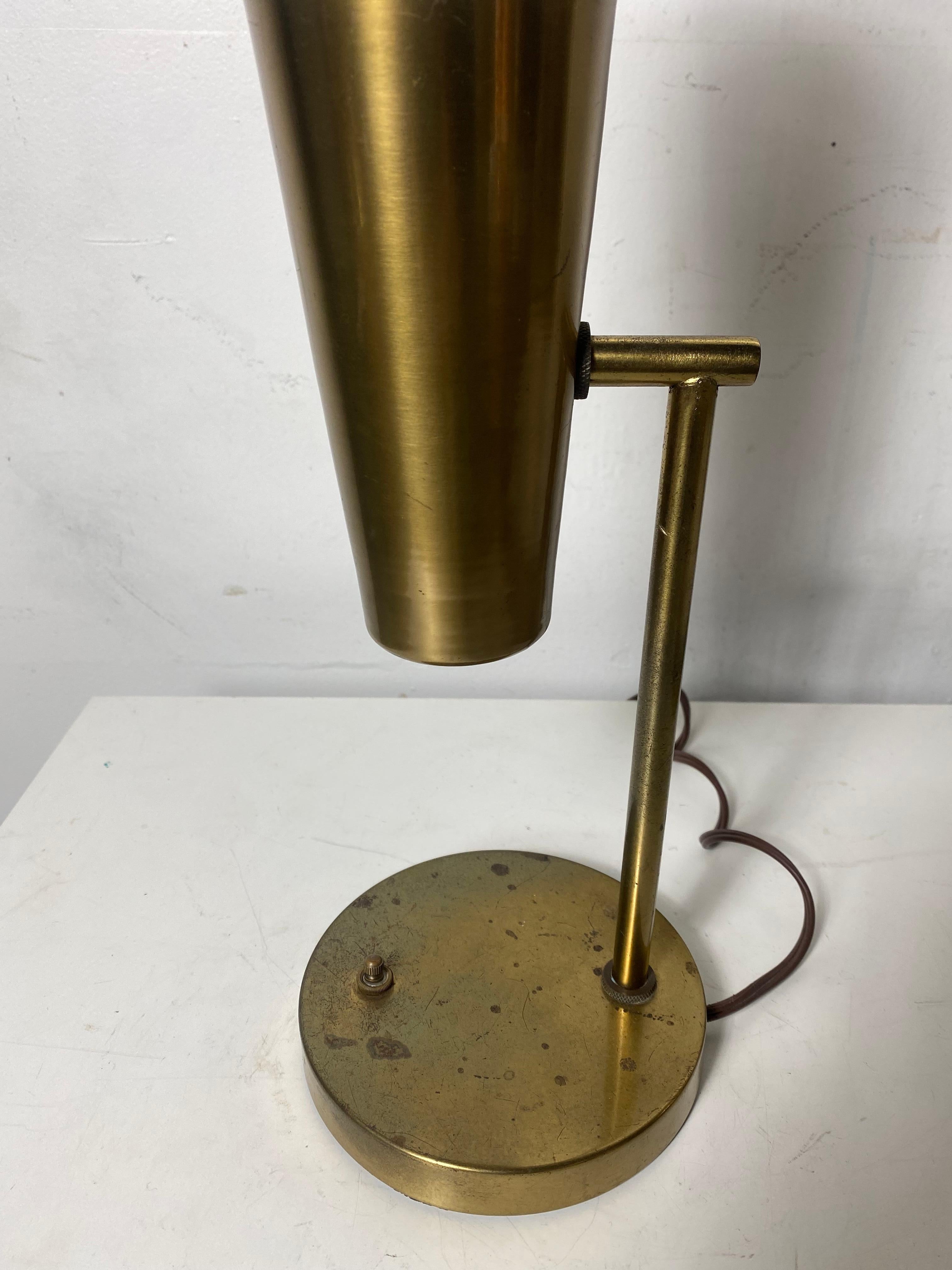 American Rare Modernist Brass and Glass Lamp designed by Paul McCobb For Sale