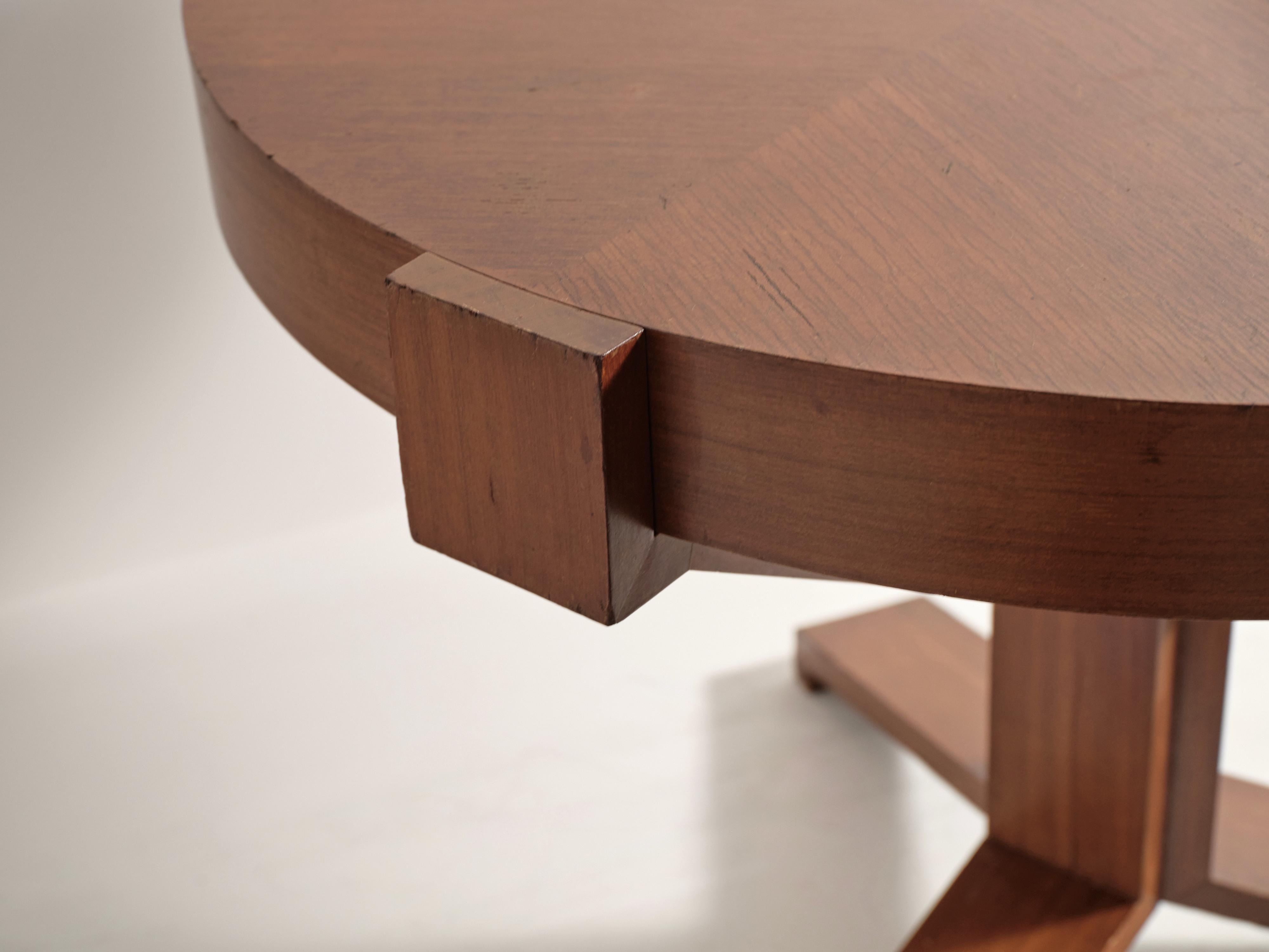 Rare table de salle à manger moderniste, Italie, années 1960 en vente 4