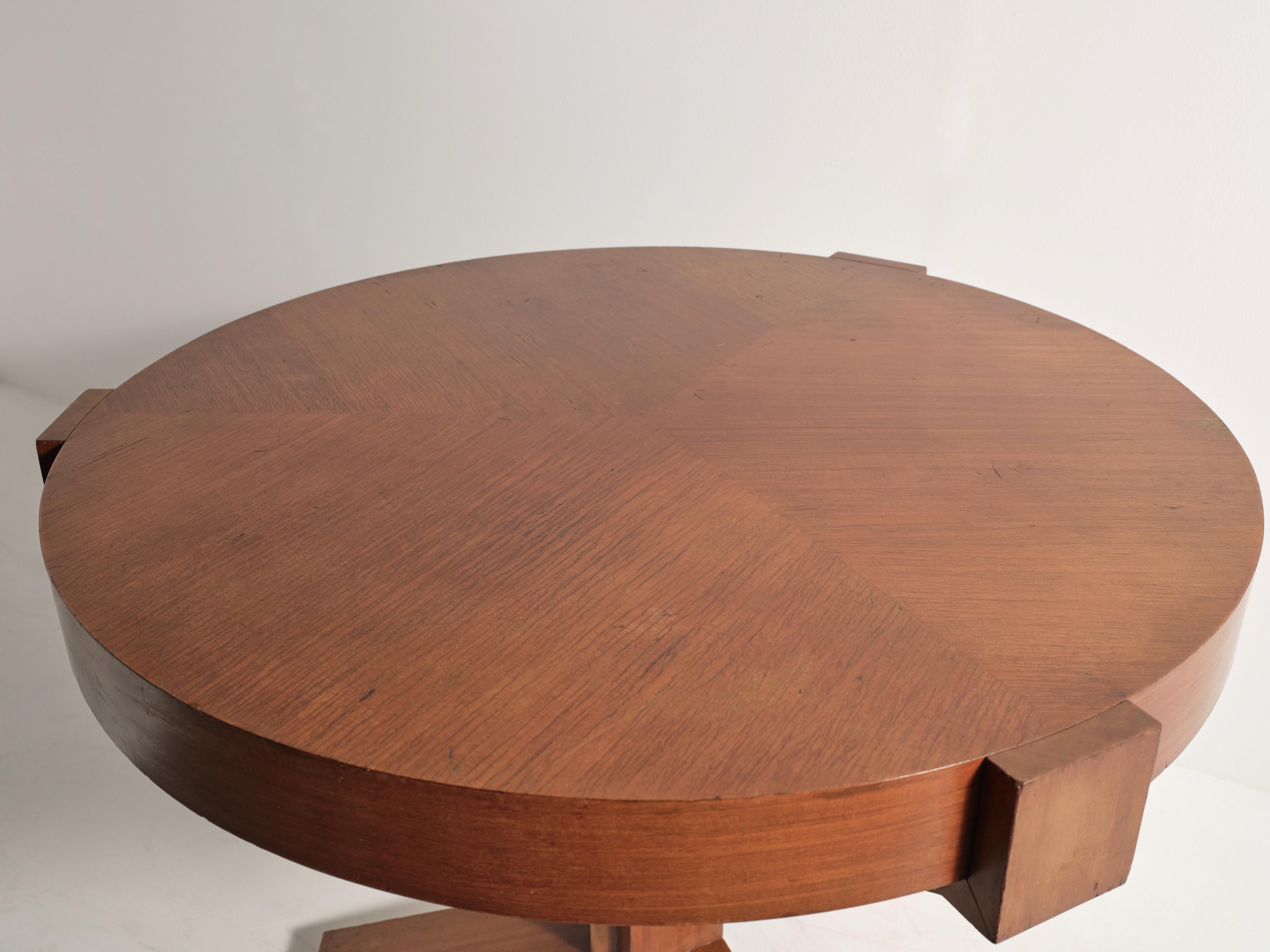Rare table de salle à manger moderniste, Italie, années 1960 en vente 1