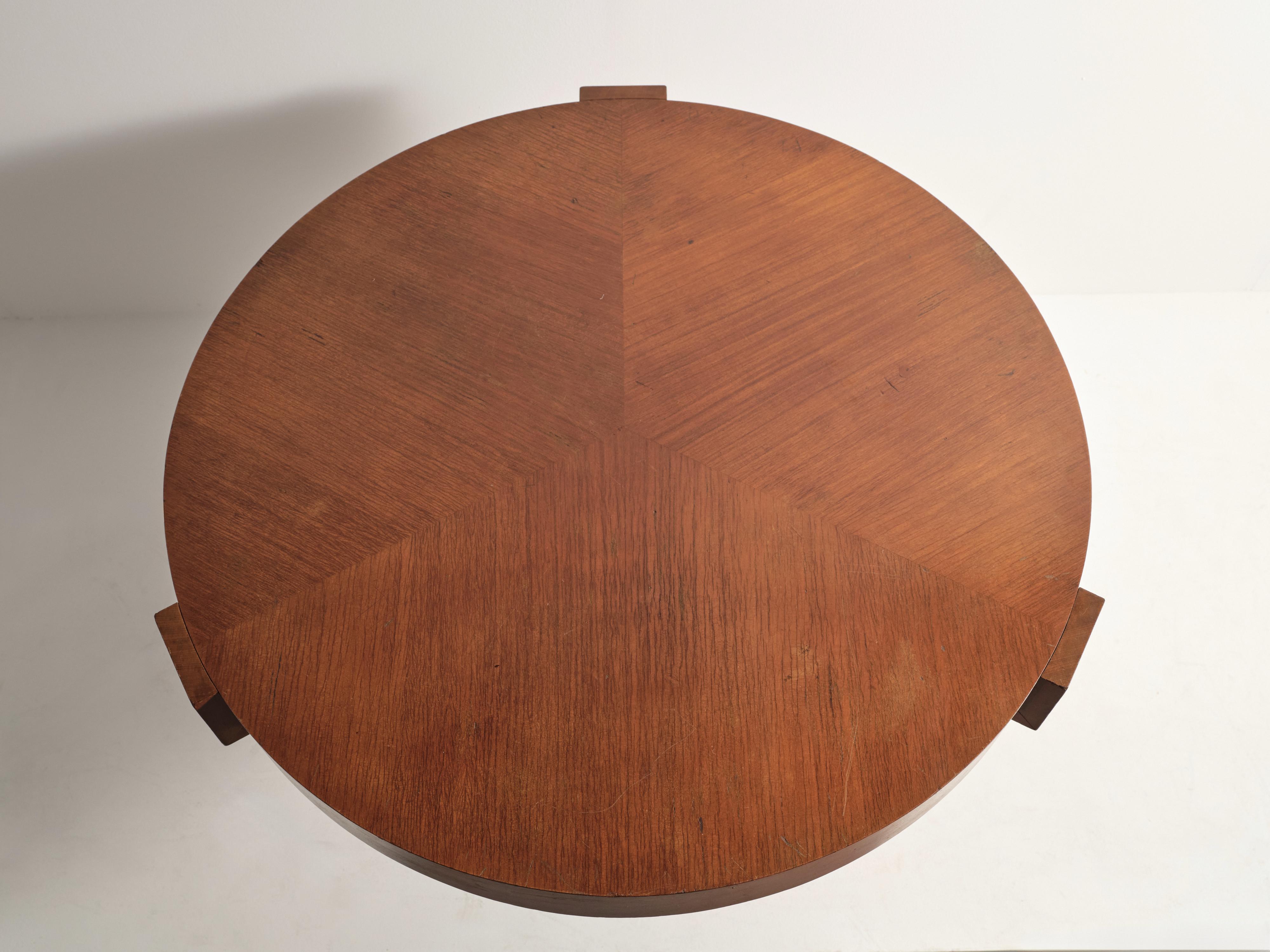 Rare table de salle à manger moderniste, Italie, années 1960 en vente 2
