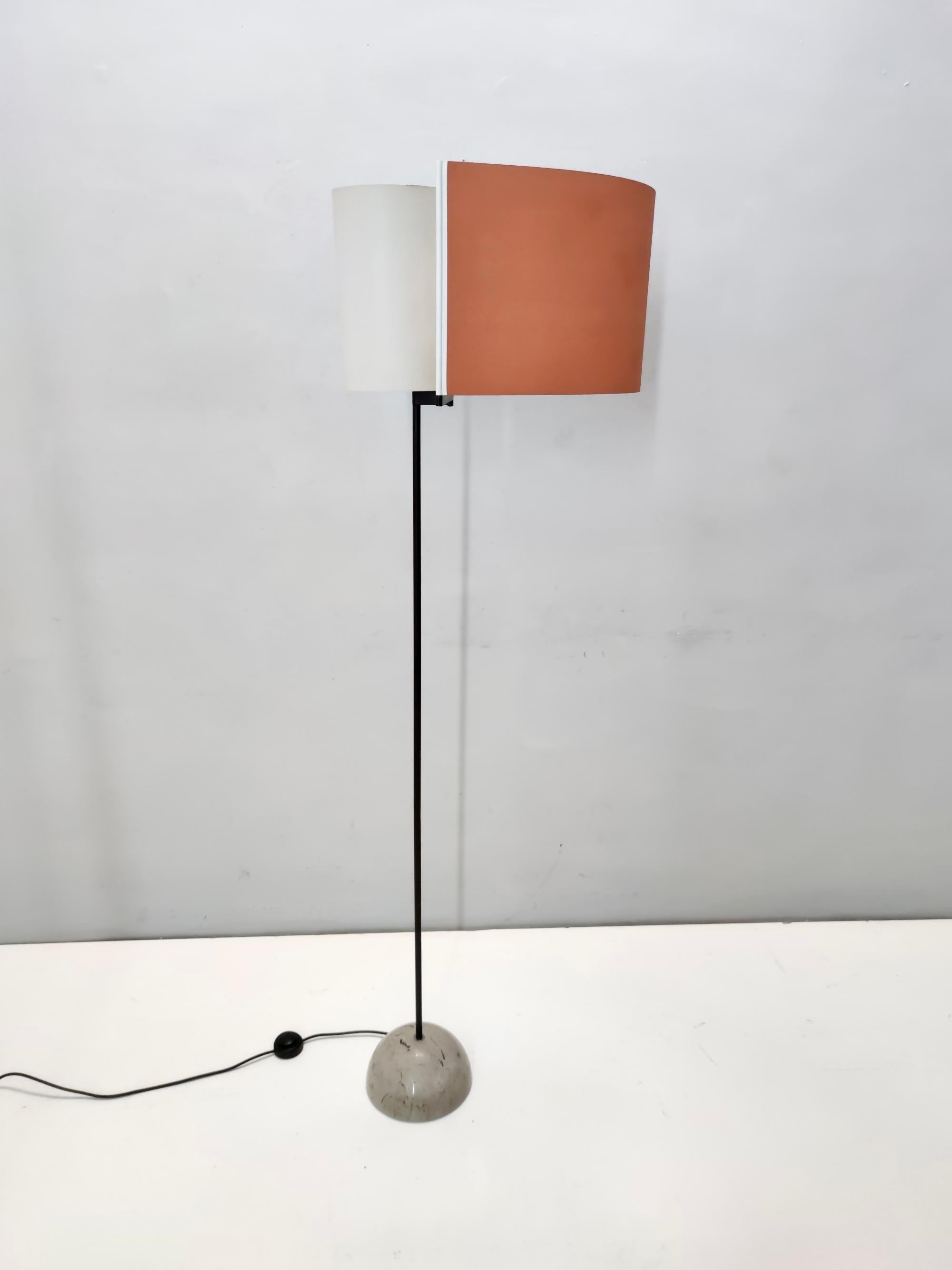 Seltene modernistische Stehlampe Modell „Abate“ von Afra und Tobia Scarpa für Ibis, Italien (Ende des 20. Jahrhunderts) im Angebot