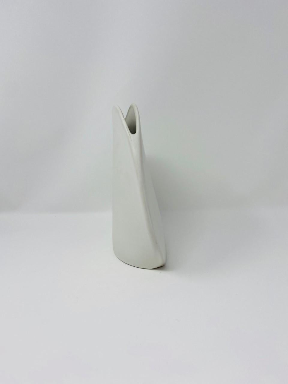 Rare Modernist Ikebana Vase/Vessel by Kyohdoh Japan Yokkaichi 7
