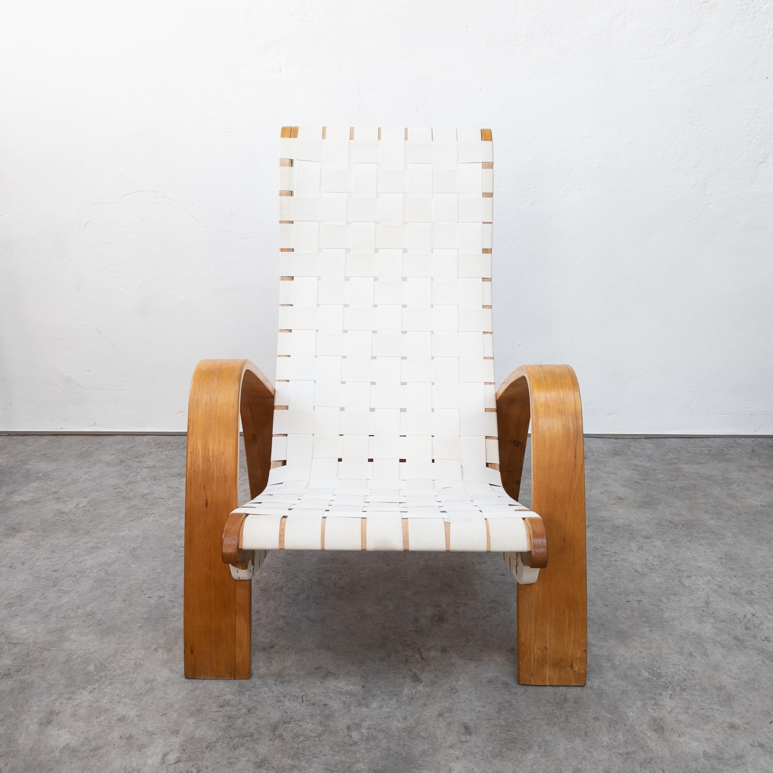 Mid-20th Century Rare Modernist Lounge Chair by Krásná Jizba, Czechoslovakia For Sale