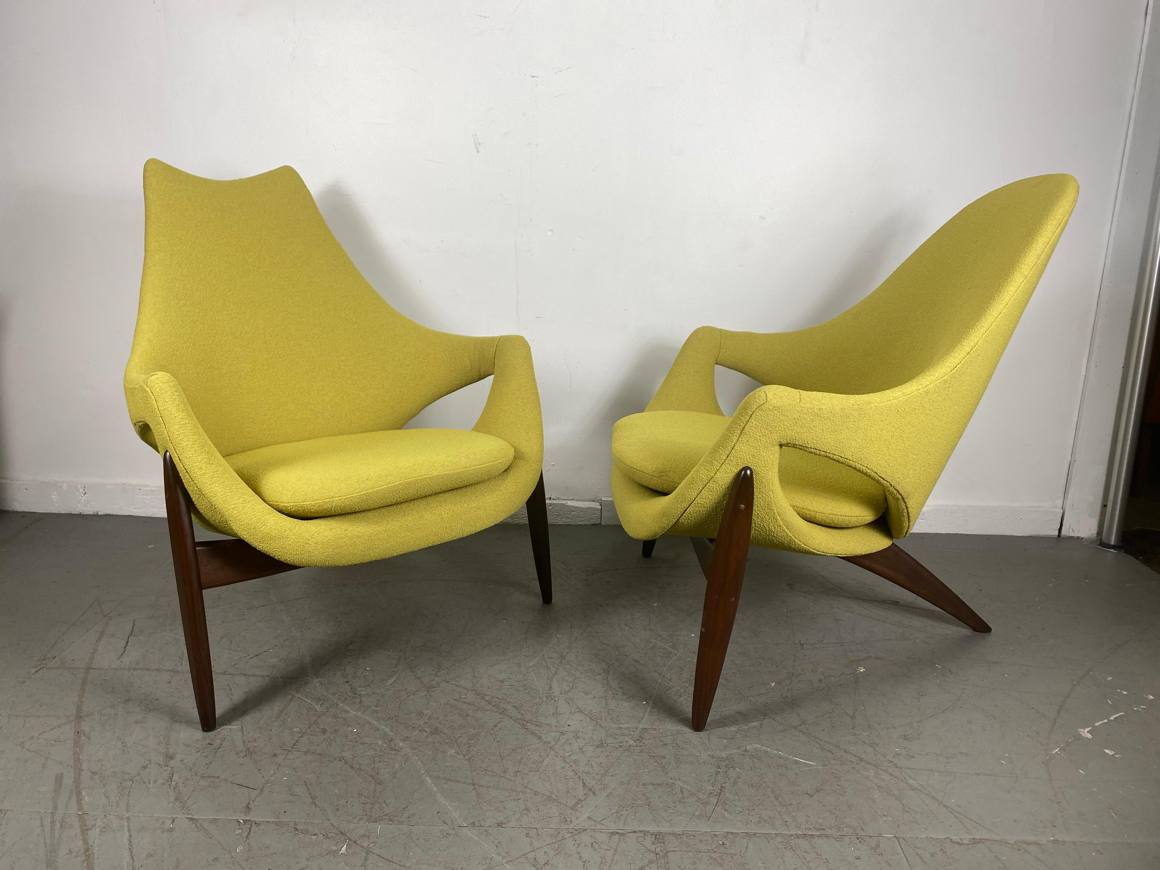 Rare Modernist Lounge Chairs by Luigi Tiengo for Cimon, Montréal, 1963 2