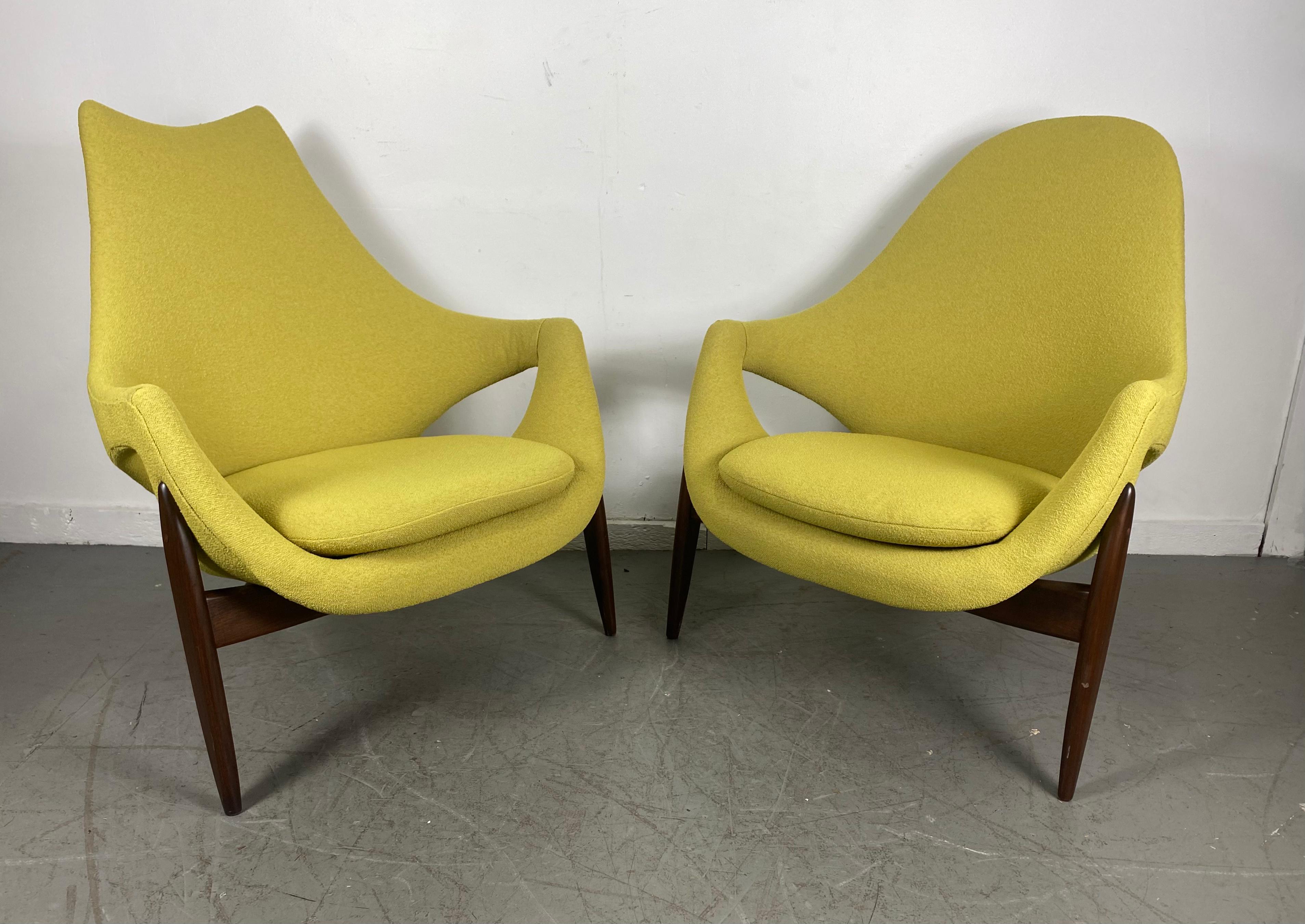 Mid-20th Century Rare Modernist Lounge Chairs by Luigi Tiengo for Cimon, Montréal, 1963