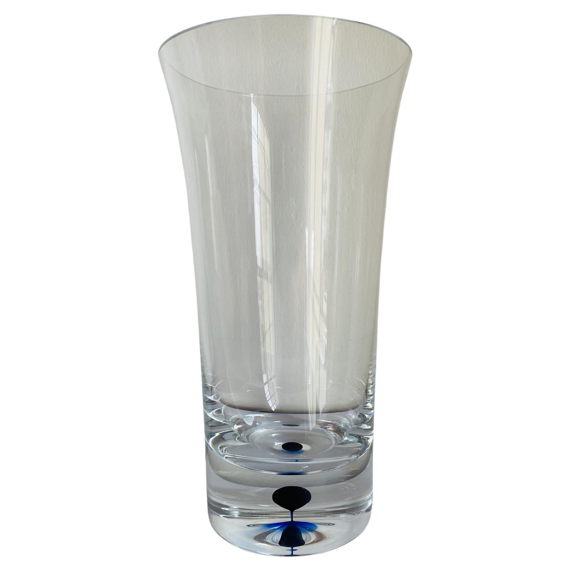 Raro vaso modernista di cristallo blu Orrefors Intermezzo