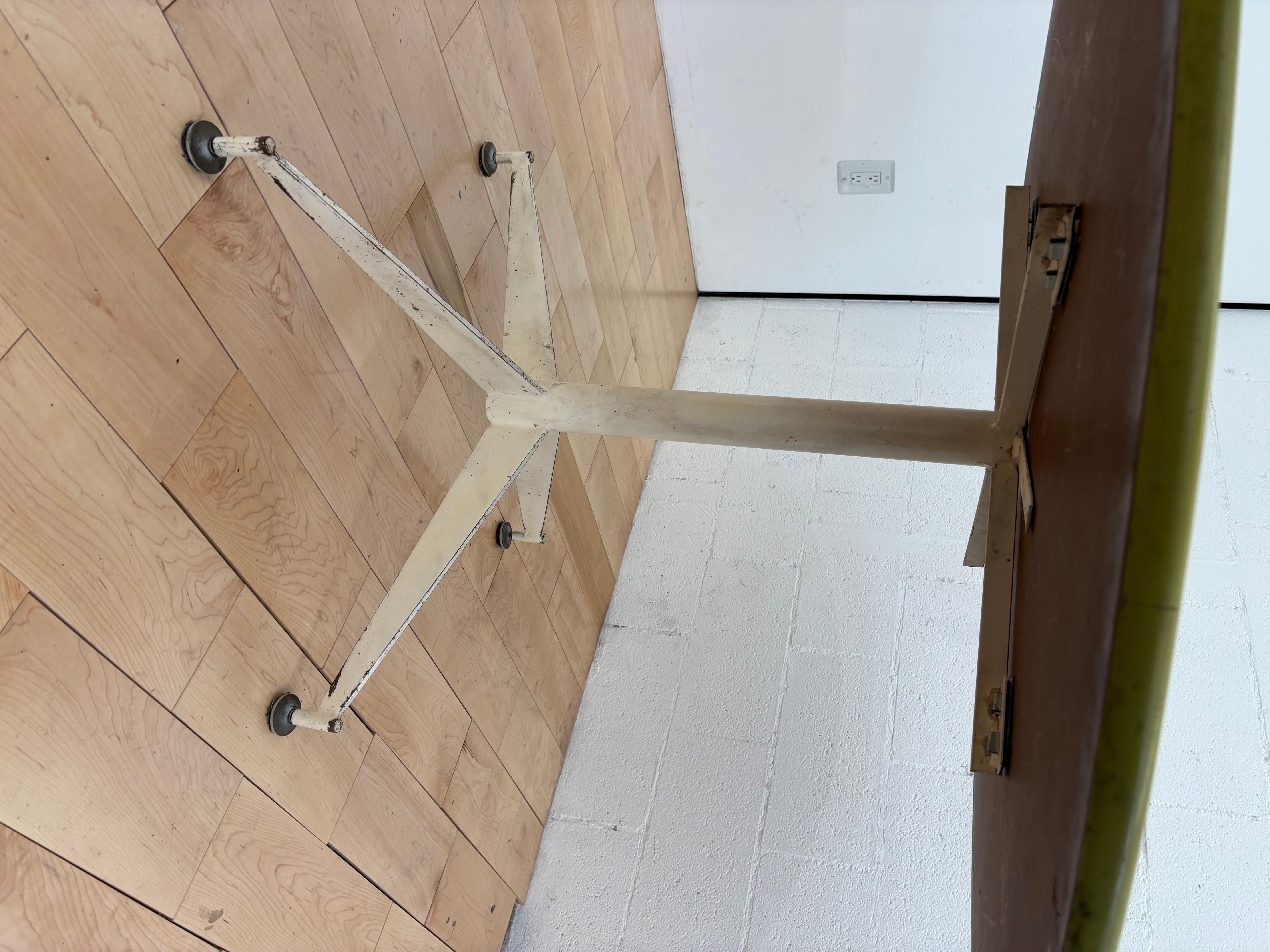 Rare table de salle à manger moderniste en forme d'étoile par Peter Pepper Products - États-Unis, années 1960 en vente 2