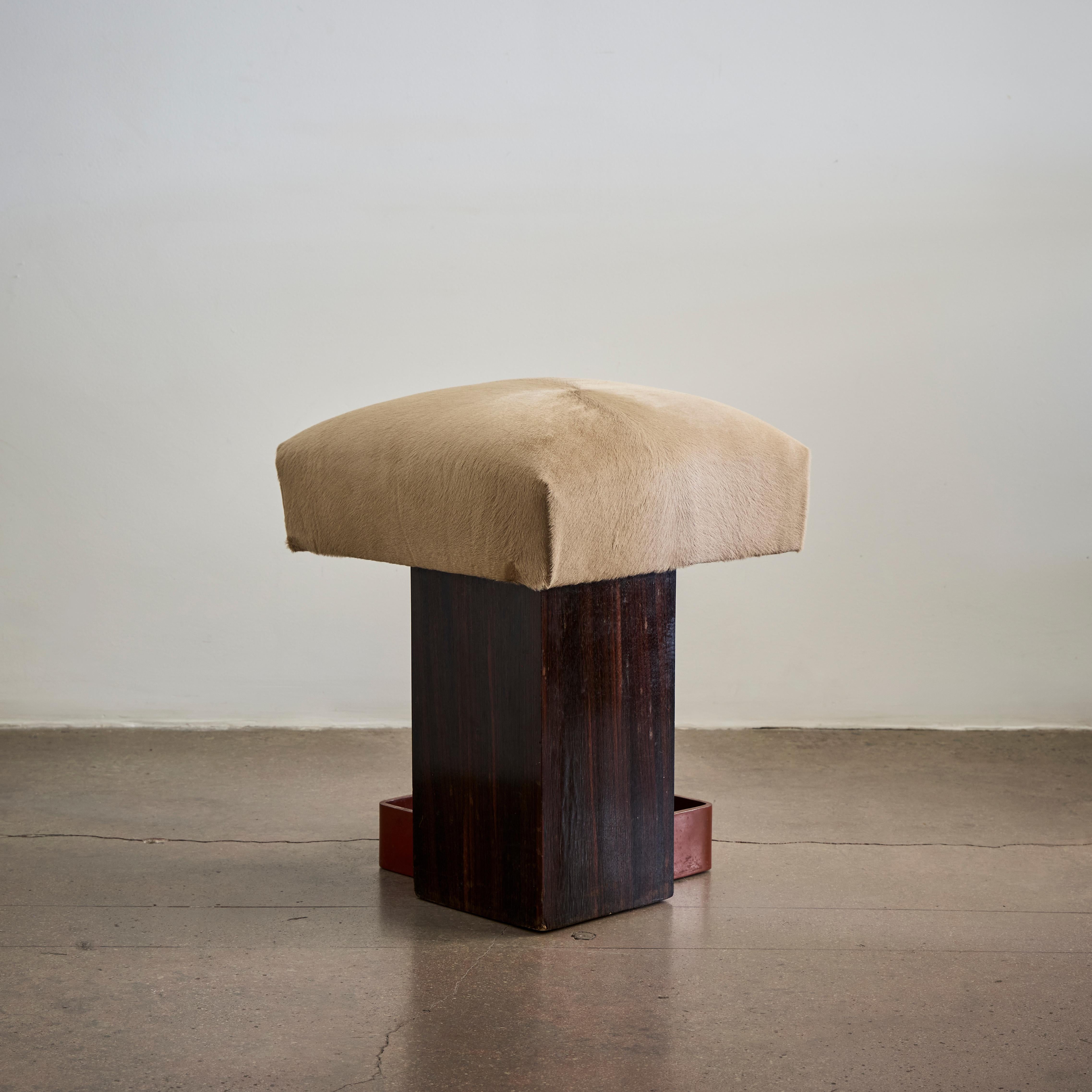 Milieu du XXe siècle Rare tabouret moderniste d'Andre Sornay en vente