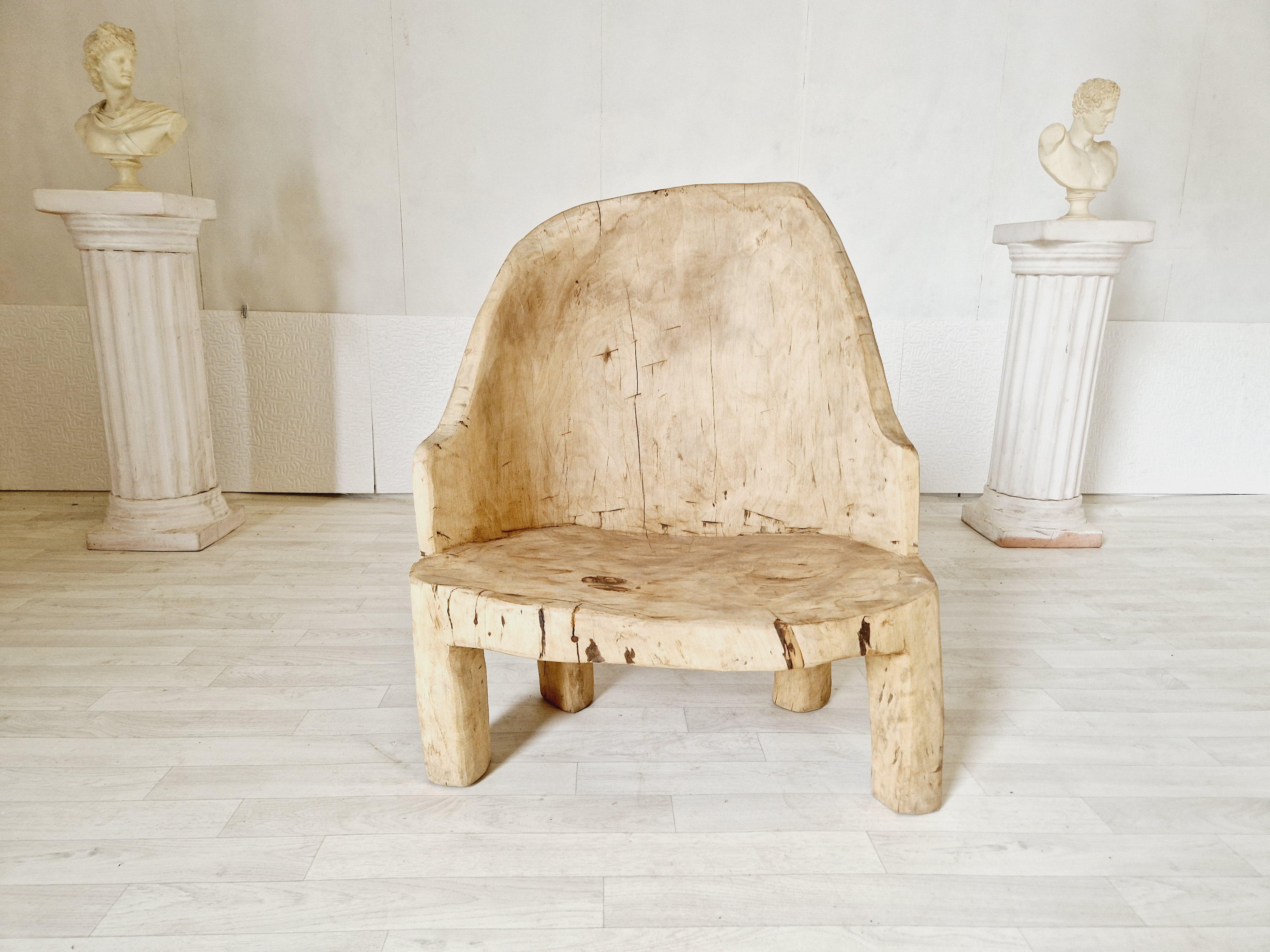 Rare Monoxyle Chair of Swedish Primitive Style In Good Condition For Sale In Buxton, GB