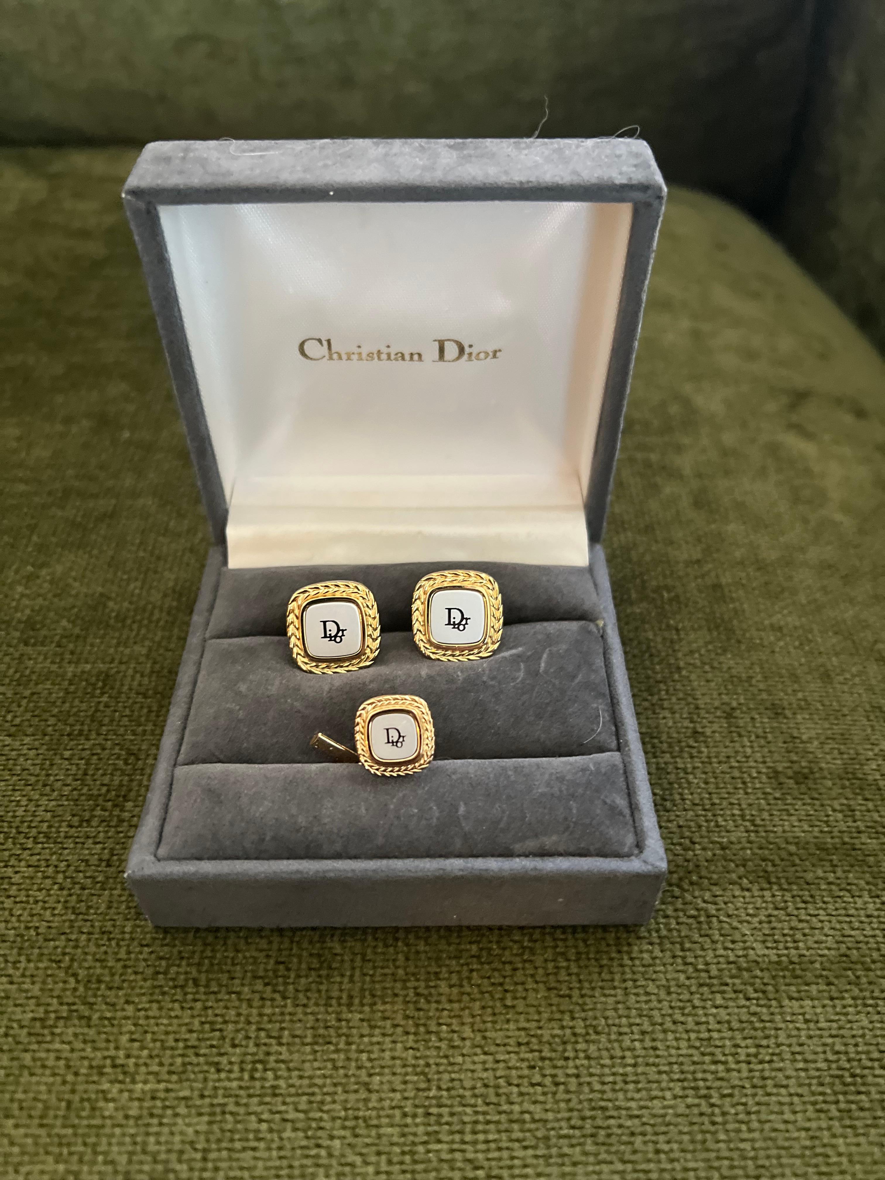 Rare Monsiuer Vintage Christian Dior Gold Plate Cufflinks & Tie Clip In Original For Sale 5