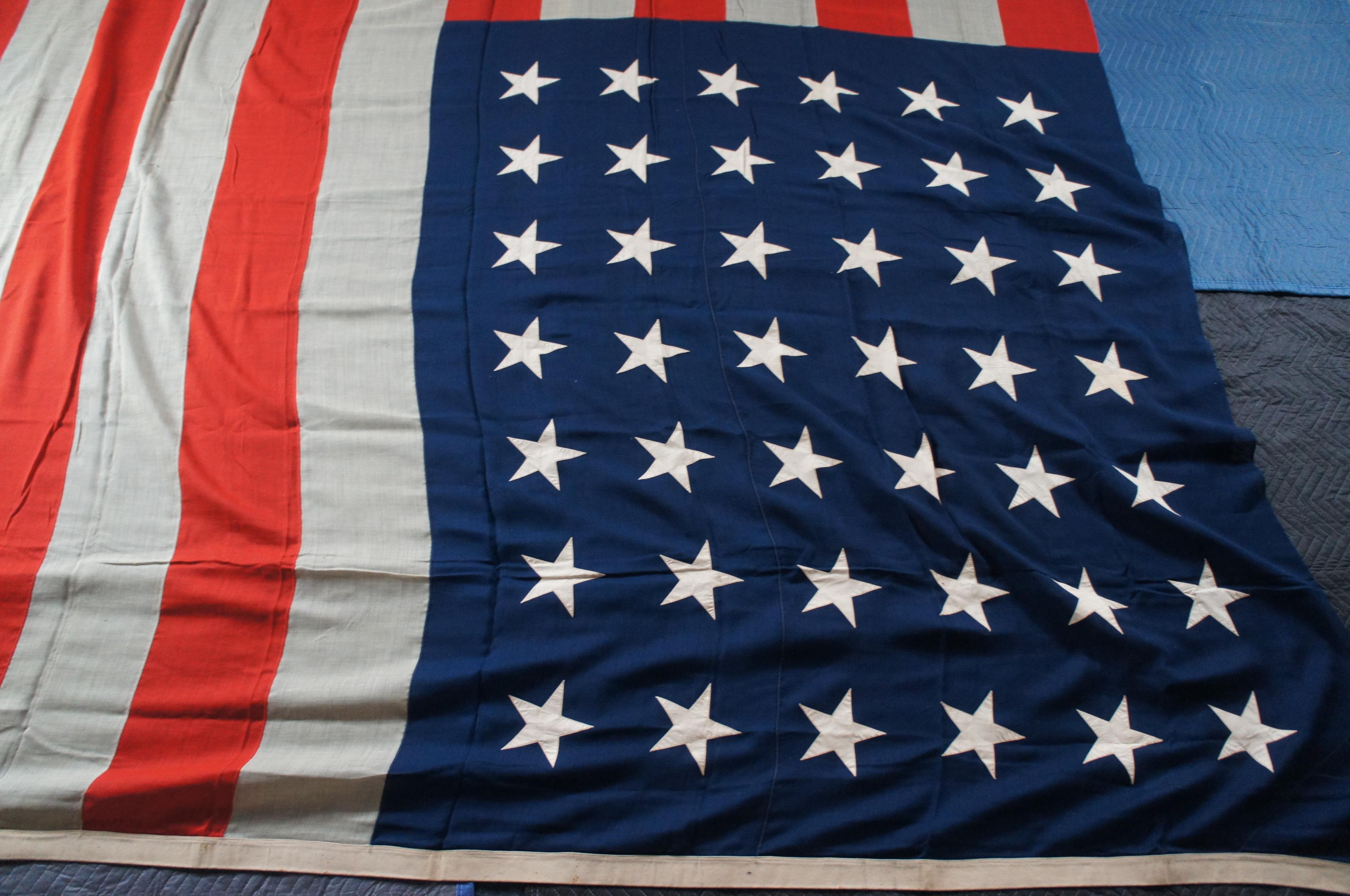 Rare Monumental 1890 Antique 42 Star United States of America Flag For Sale 1