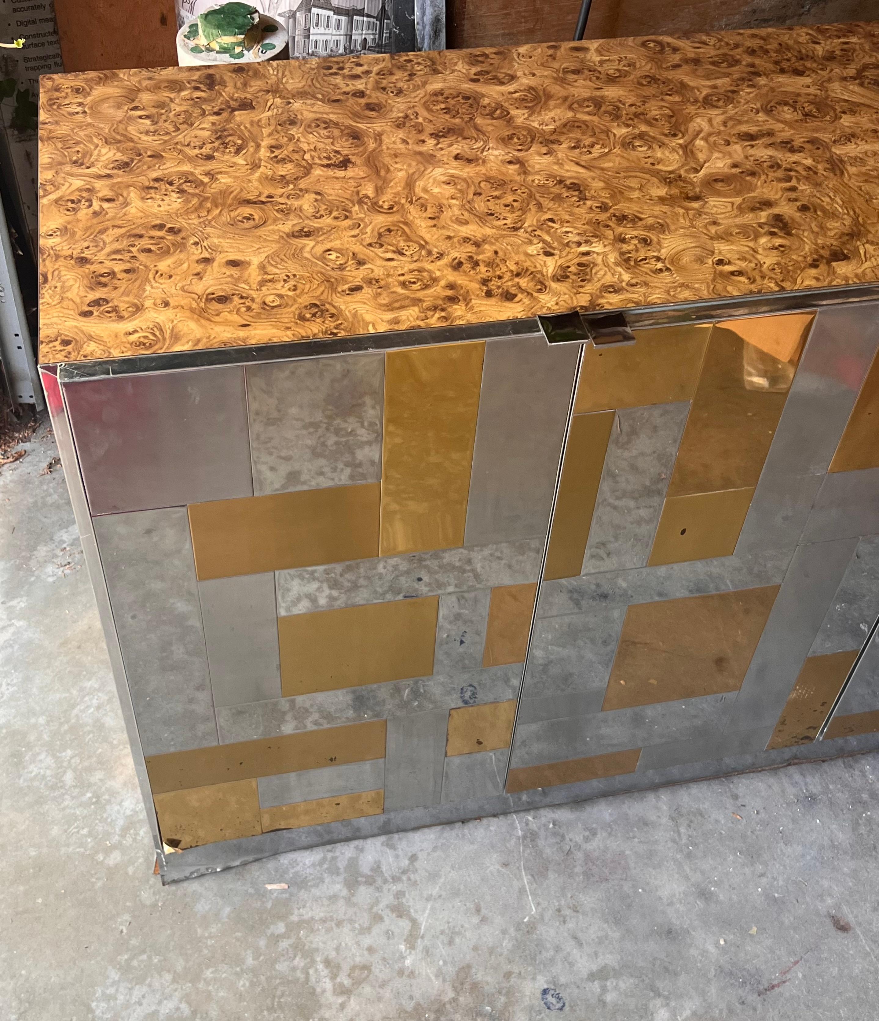 Rare monumental Cityscape credenza with burl top attr. Paul Evans, circa 1975 4