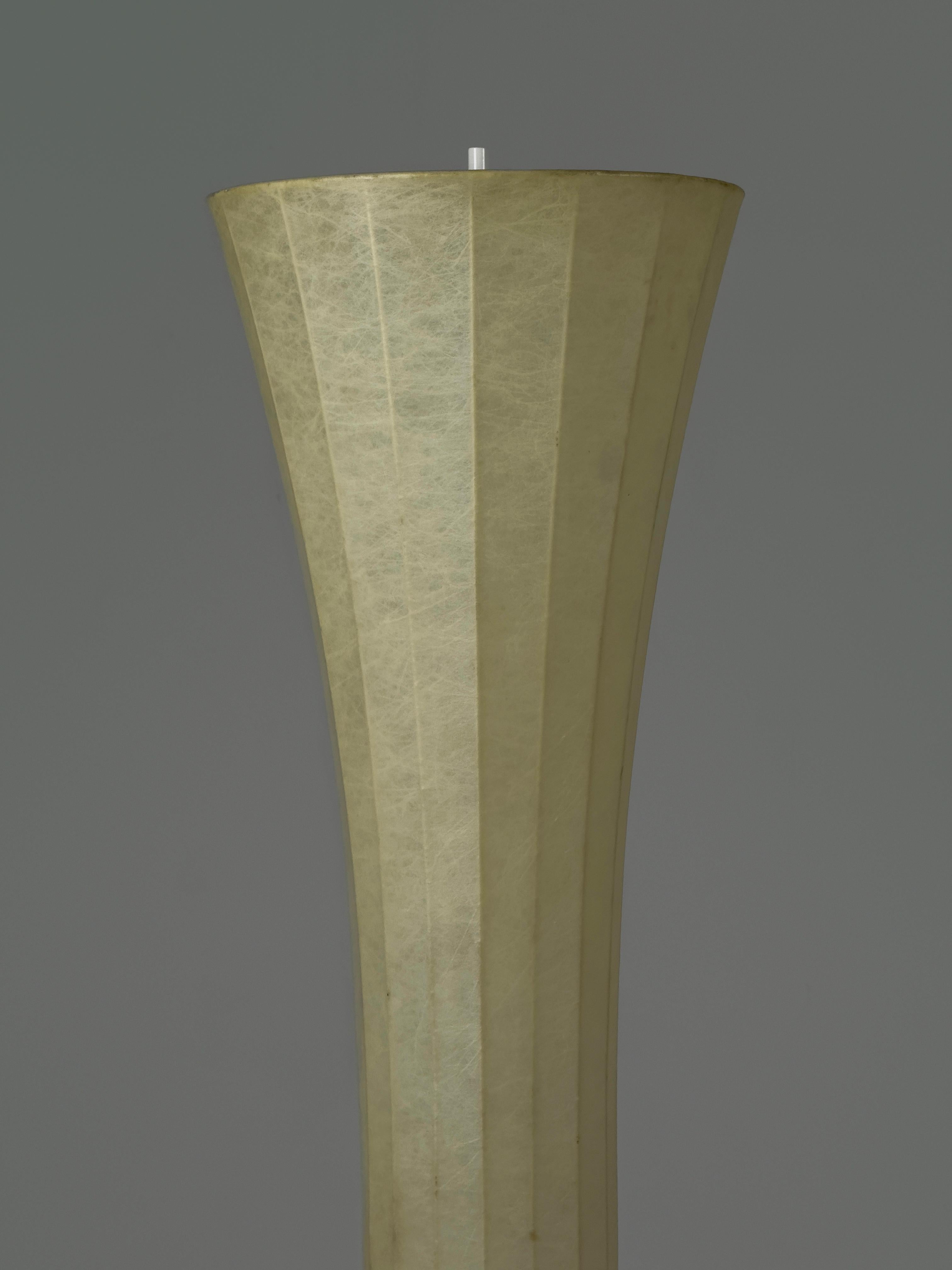 Rare Monumental Italian Cocoon Floor Lamp, Italy 60/70s For Sale 5