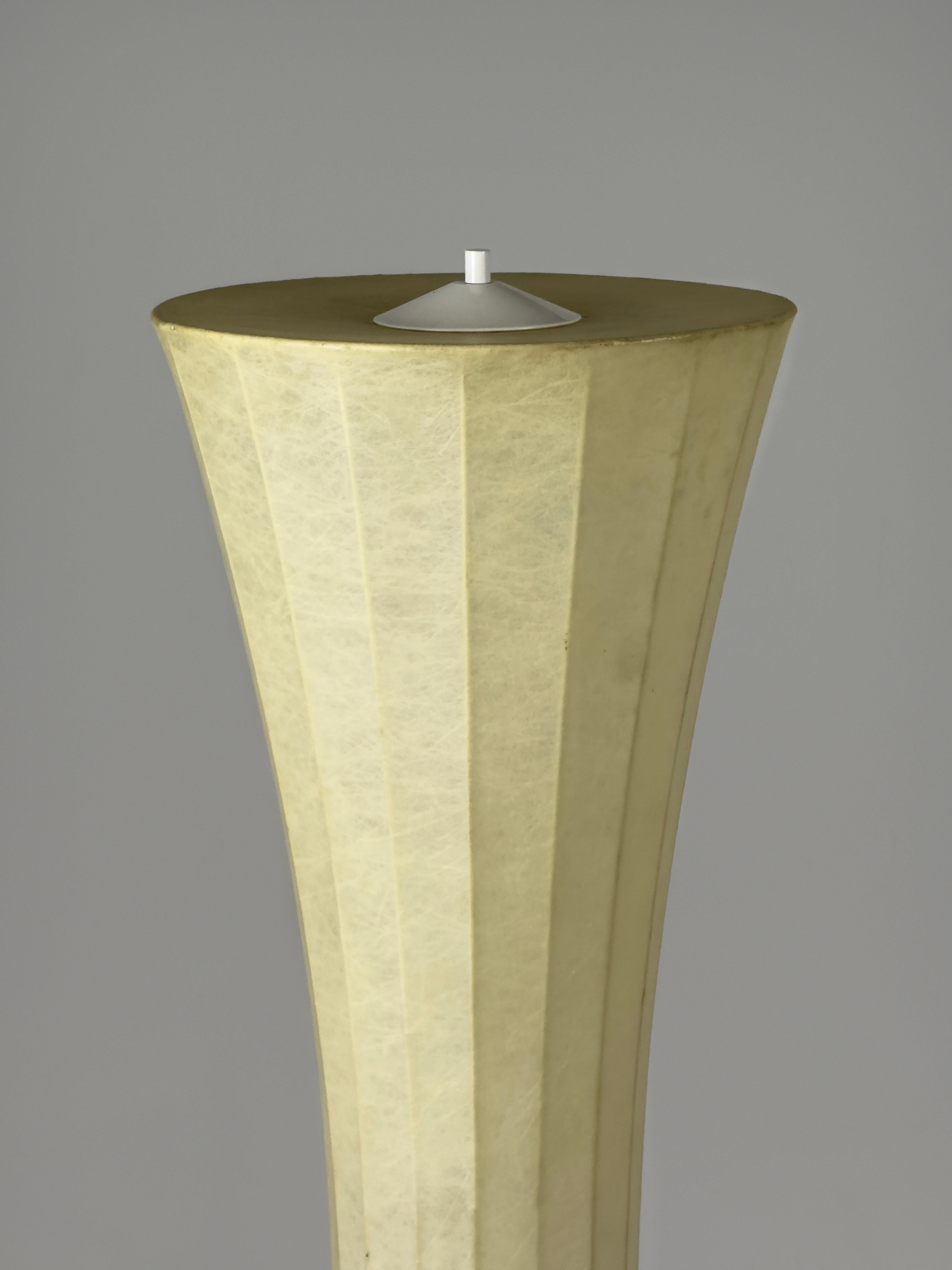 Rare Monumental Italian Cocoon Floor Lamp, Italy 60/70s For Sale 2