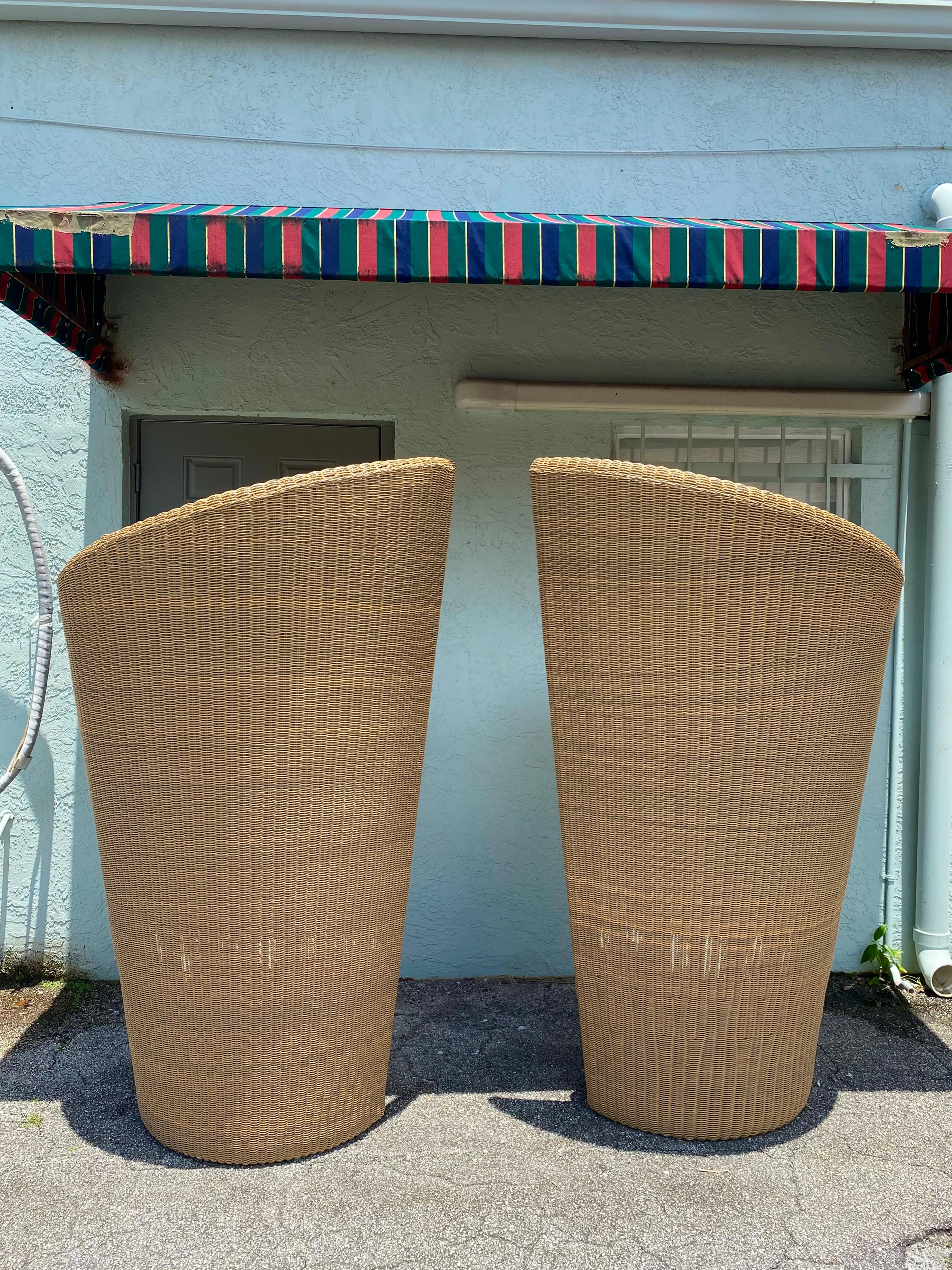 XXI secolo e contemporaneo Rara sedia scultorea in rattan Freeline Monumental, set di 2 sedie in vendita