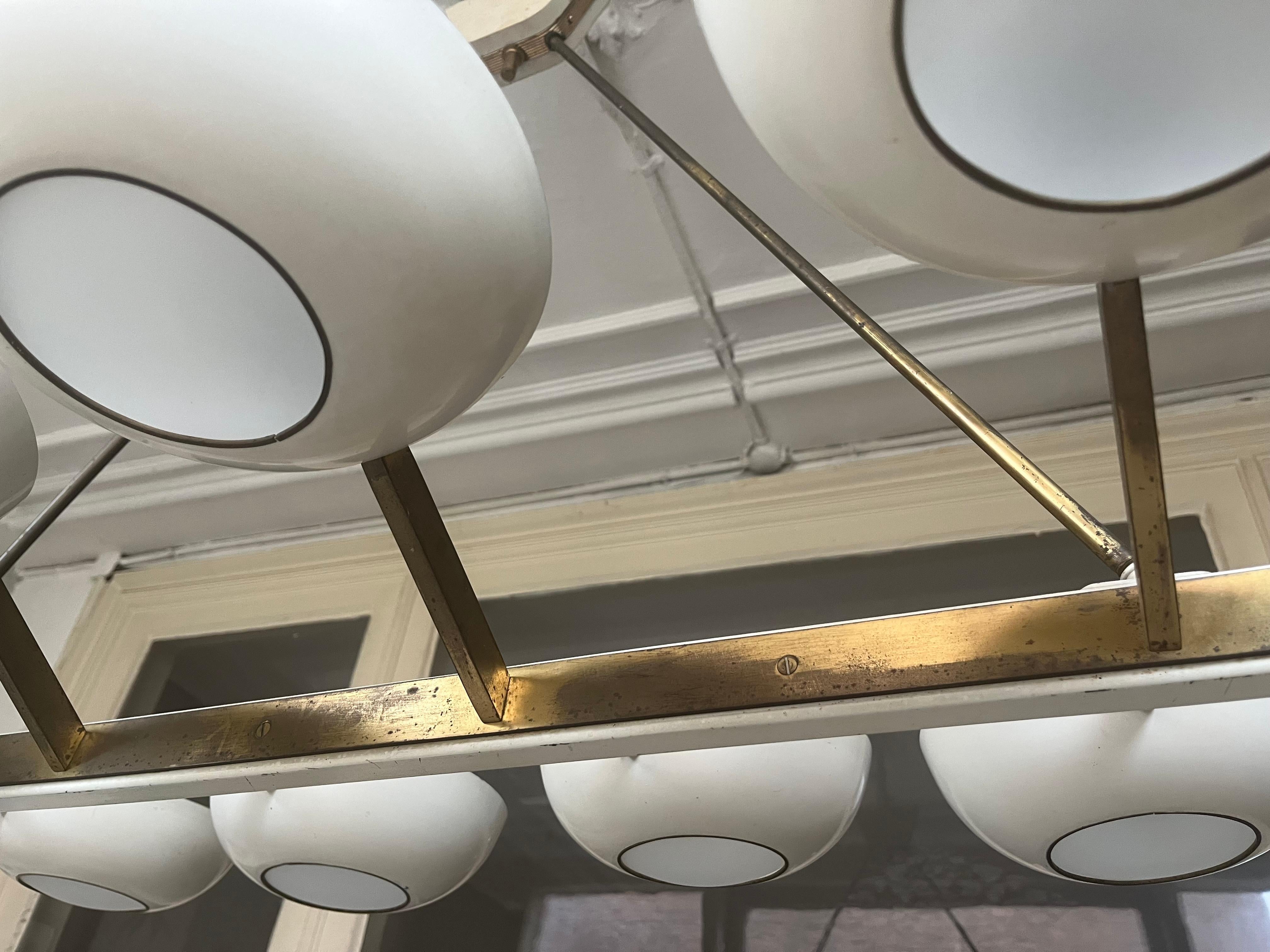 Rare Monumental Stilnovo Brass and Cream White Metal Chandelier, Italy, 1950s For Sale 4